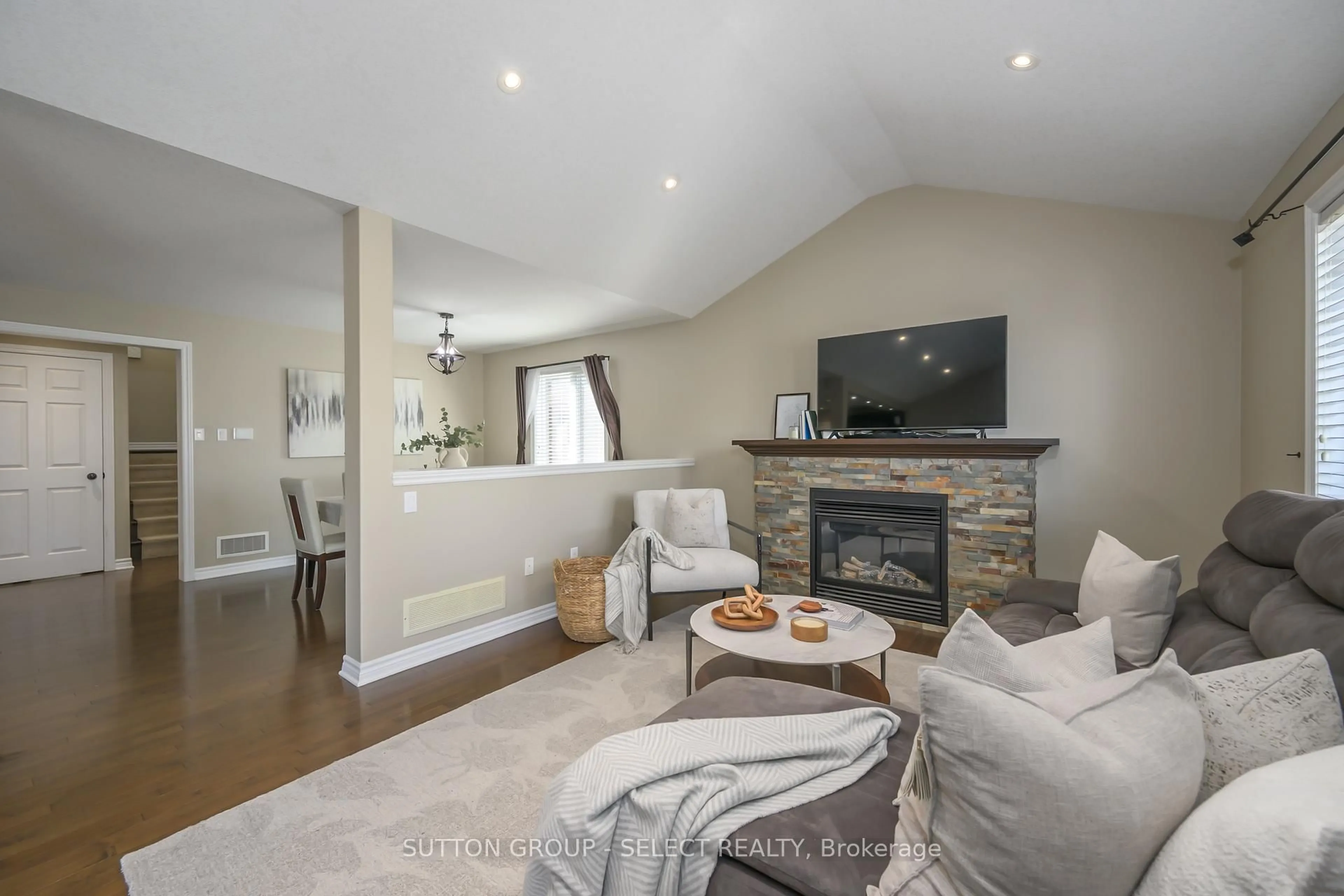 Living room with furniture, unknown for 1849 Devos Dr, London North Ontario N5X 0G1