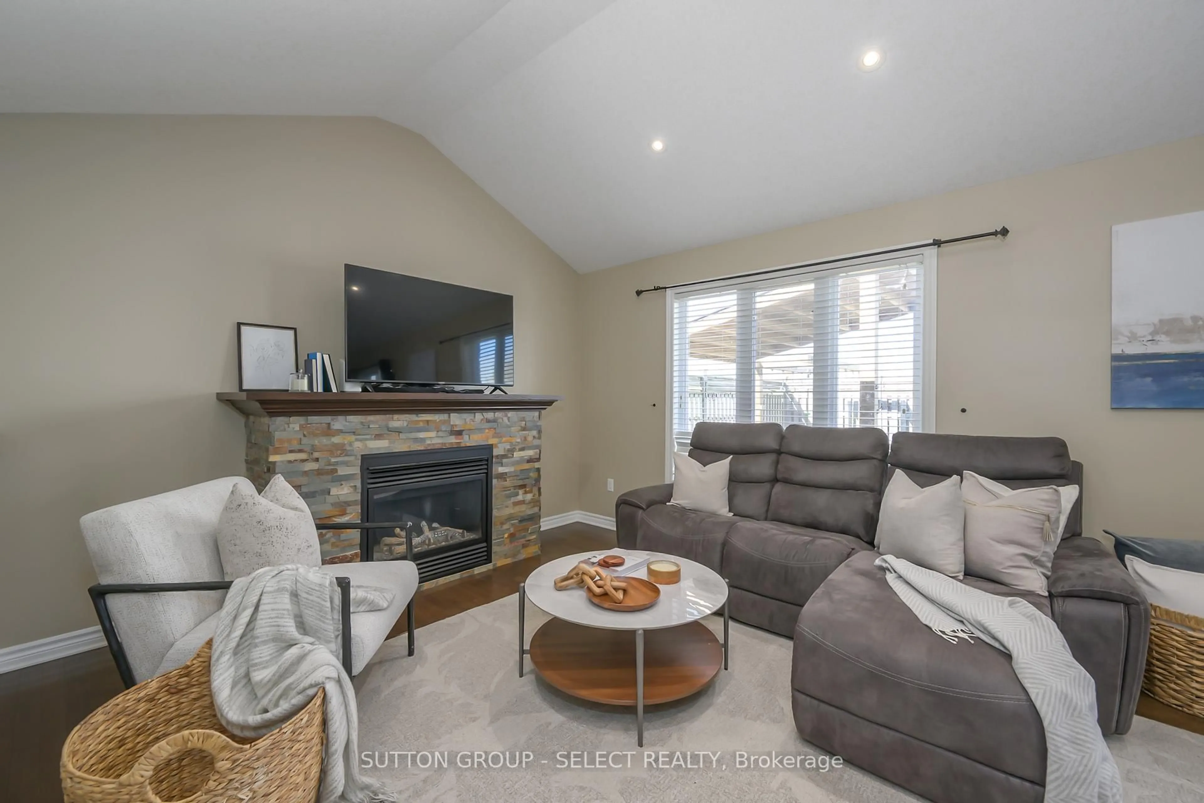 Living room with furniture, unknown for 1849 Devos Dr, London North Ontario N5X 0G1
