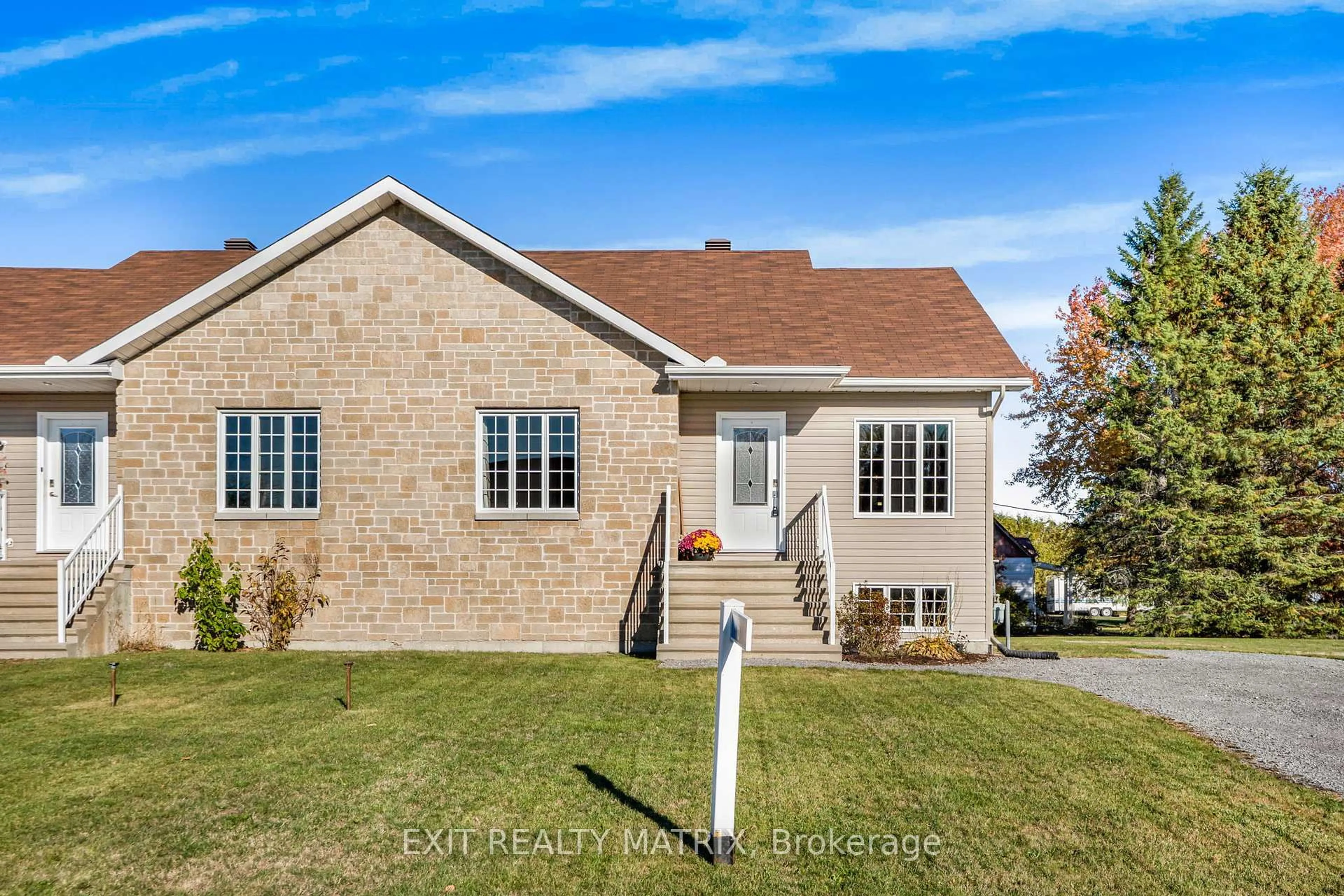 Home with brick exterior material, street for 6 Telegraph Cres, Alfred and Plantagenet Ontario K0B 1A0