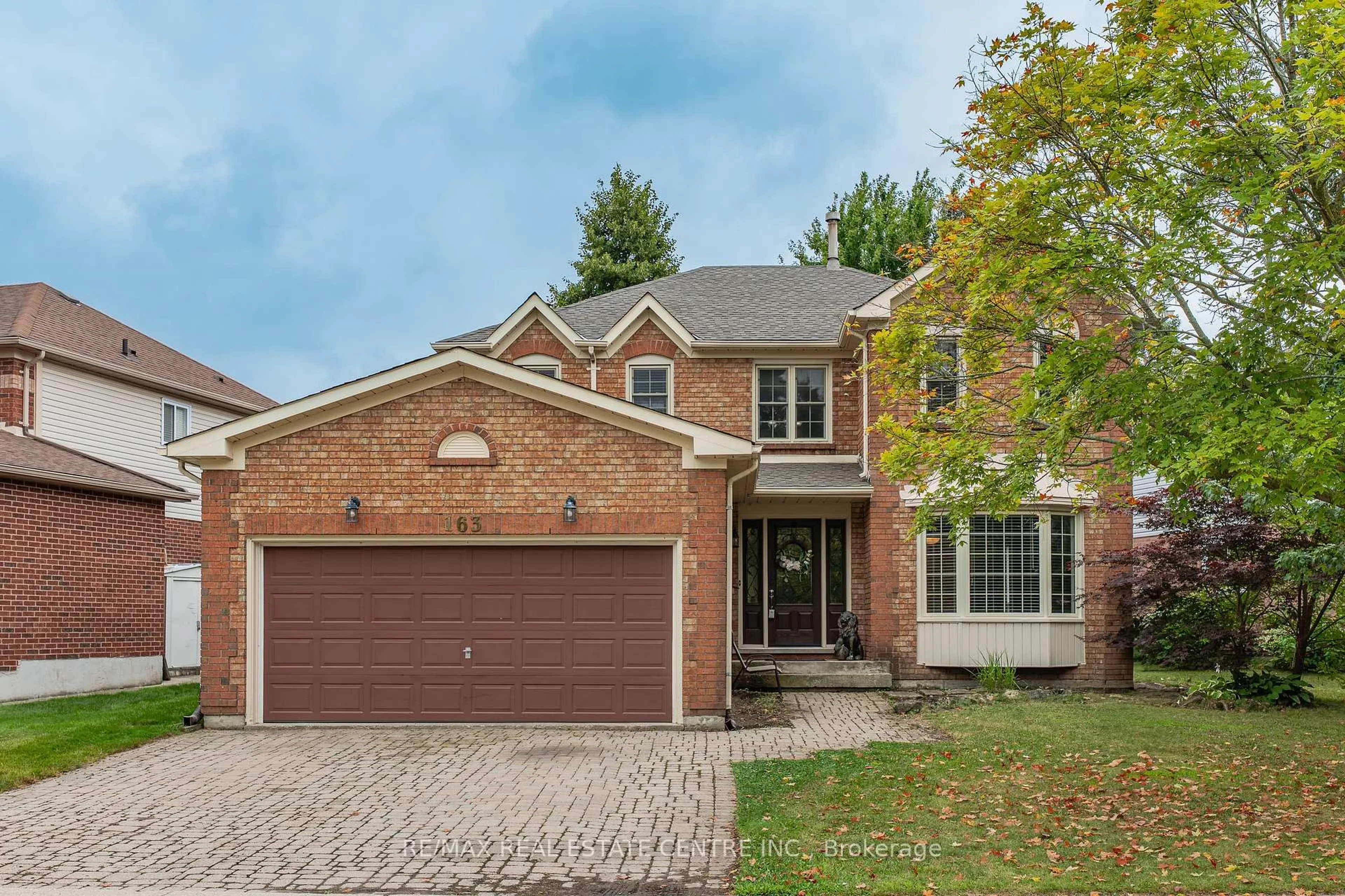 Home with brick exterior material, street for 163 GLENVALLEY Dr, Cambridge Ontario N1T 1R1