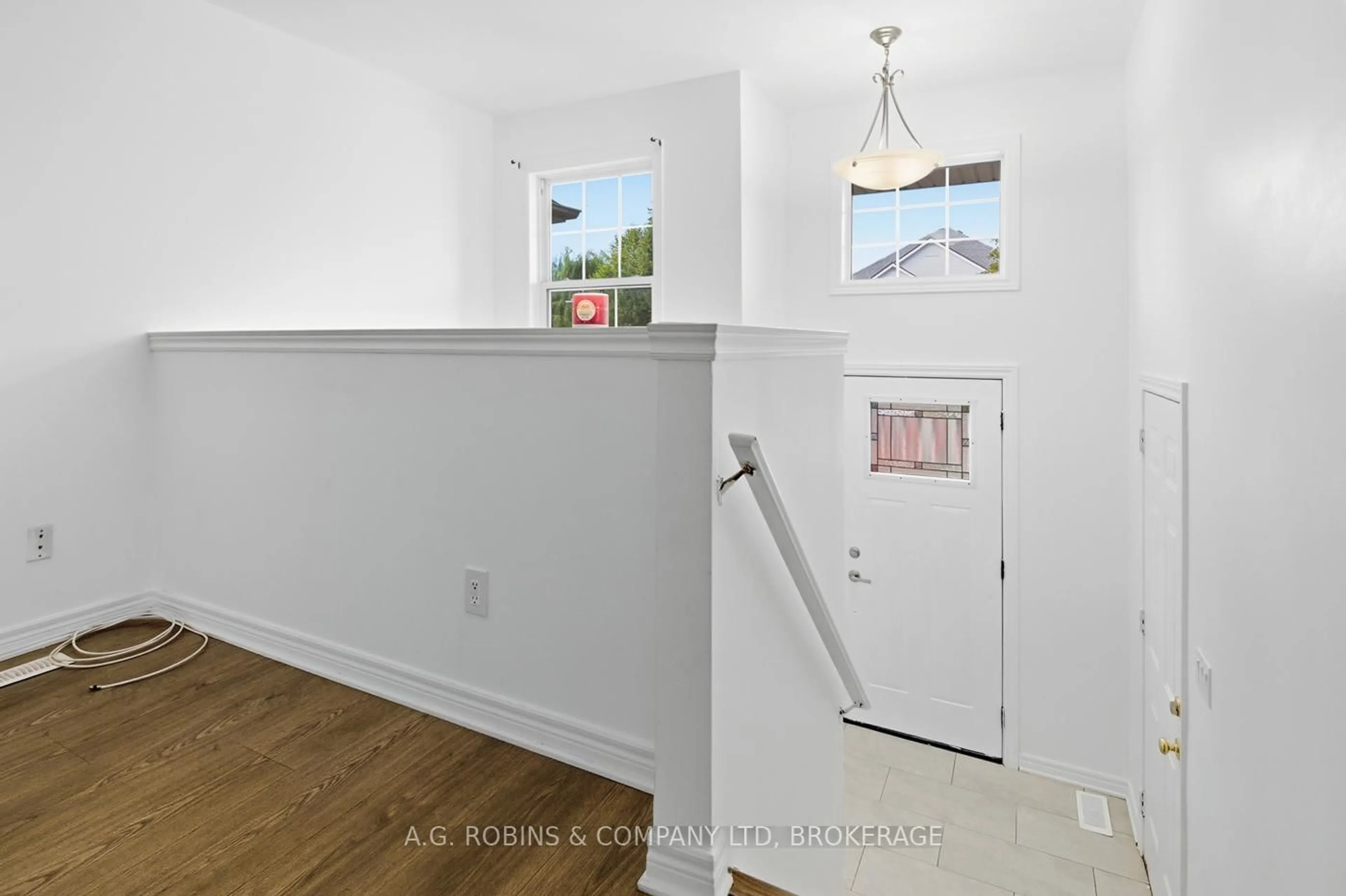 Unknown for 8 McBride Dr, St. Catharines Ontario L2S 3Y4