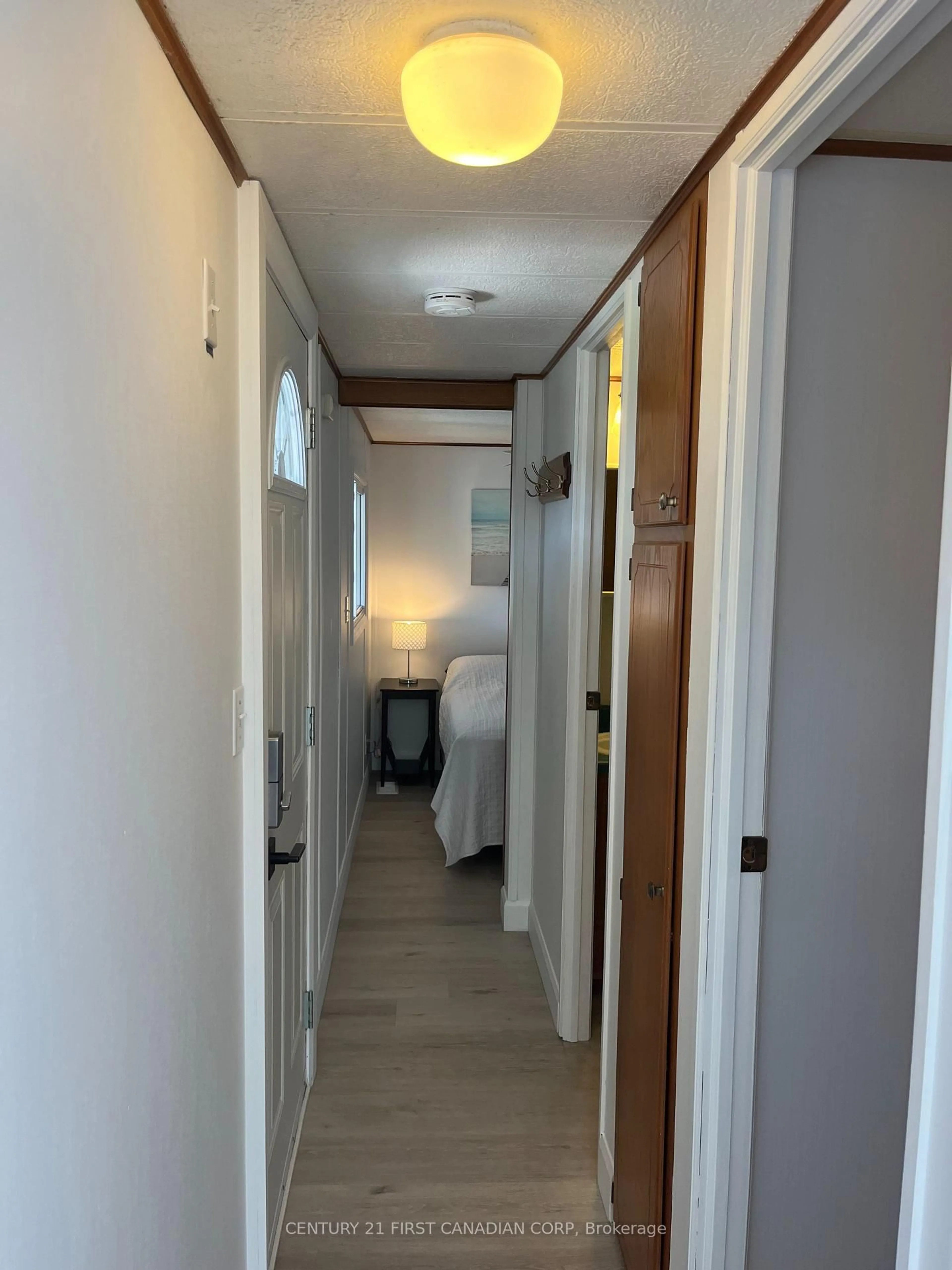 A pic of a room for 13 St. Lucia Lane, Bluewater Ontario N0M 1N0