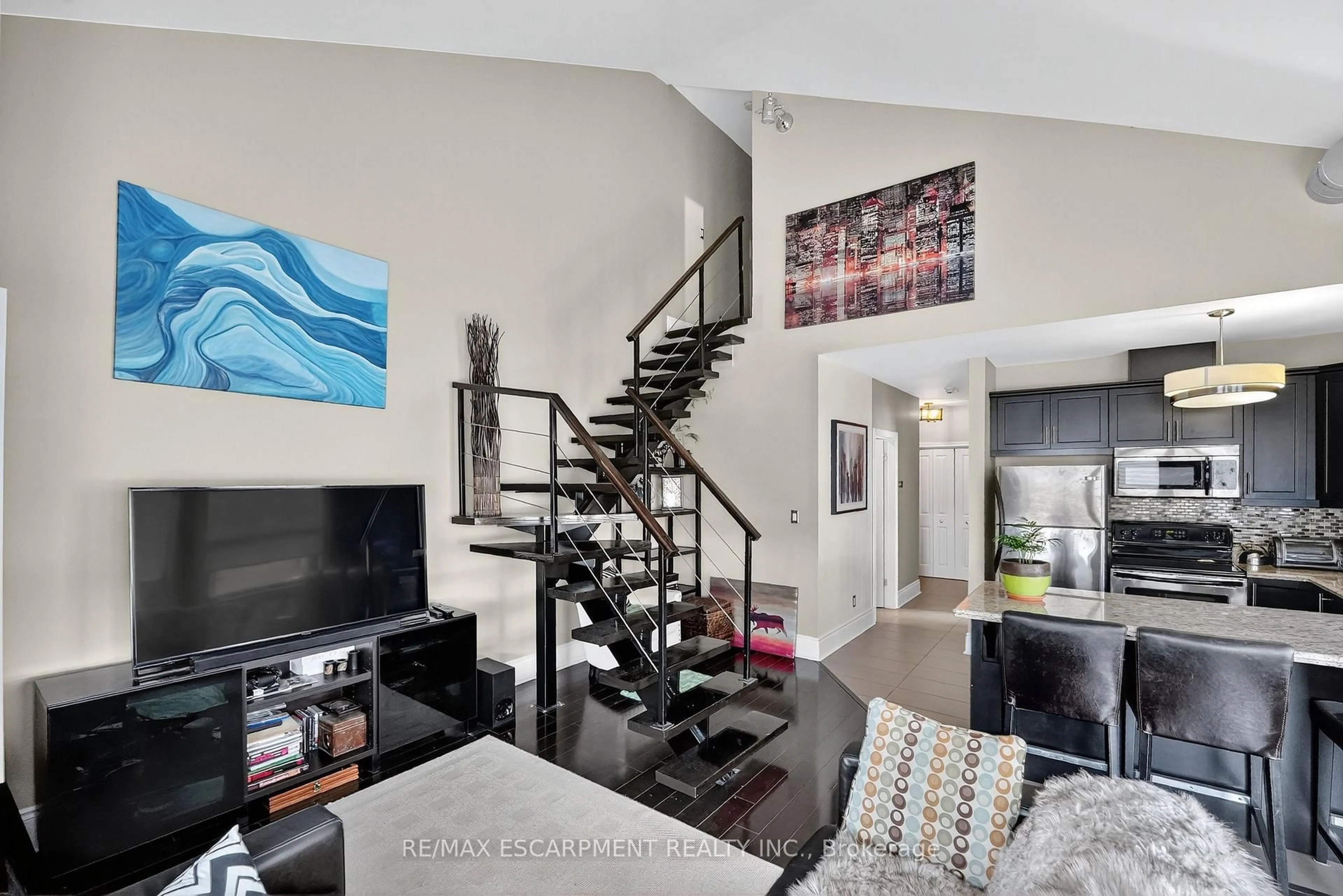 Unknown for 80 King William St #404, Hamilton Ontario L8R 0A1