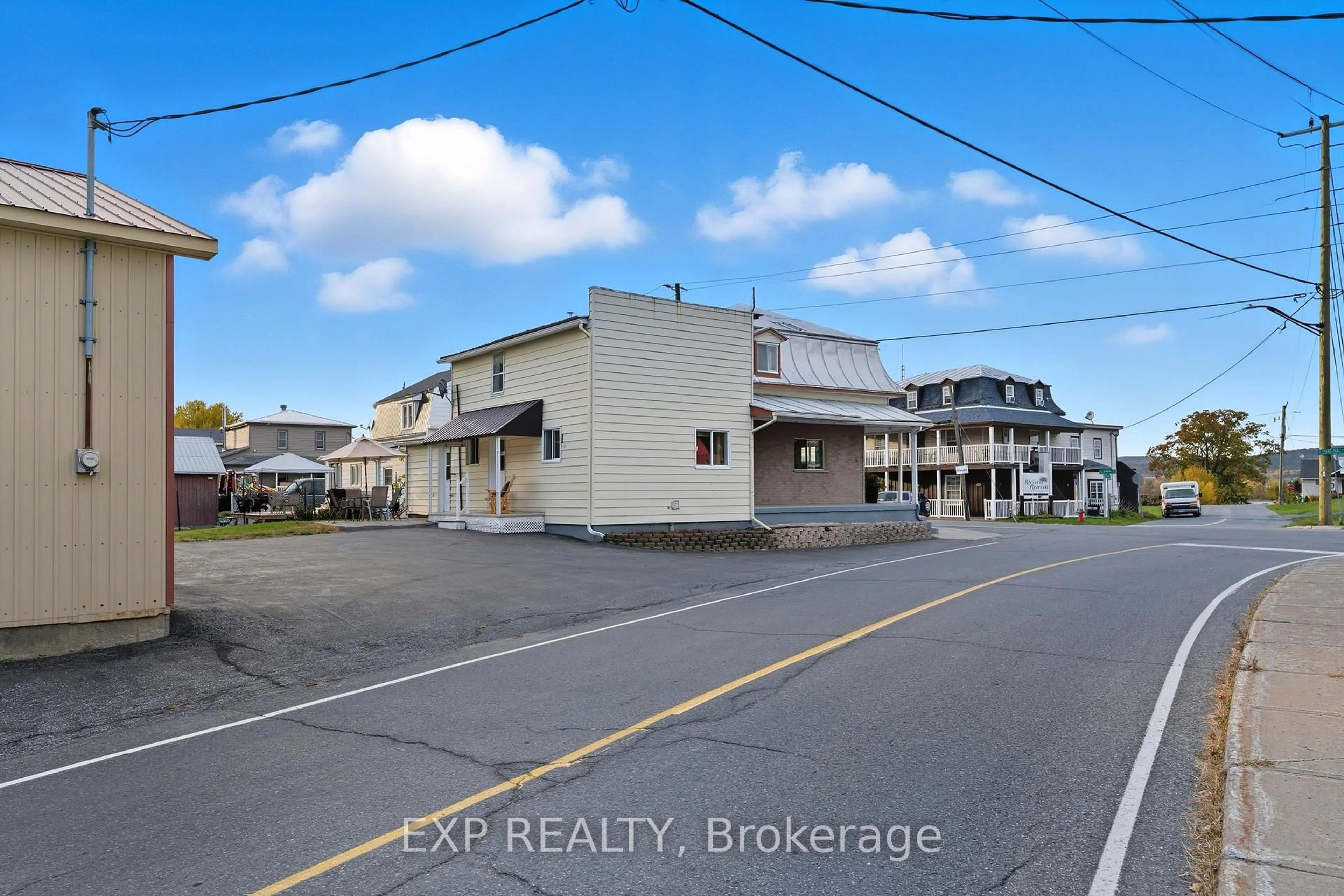 A pic from outside/outdoor area/front of a property/back of a property/a pic from drone, street for 2110 Lajoie St, Alfred and Plantagenet Ontario K0B 1J0