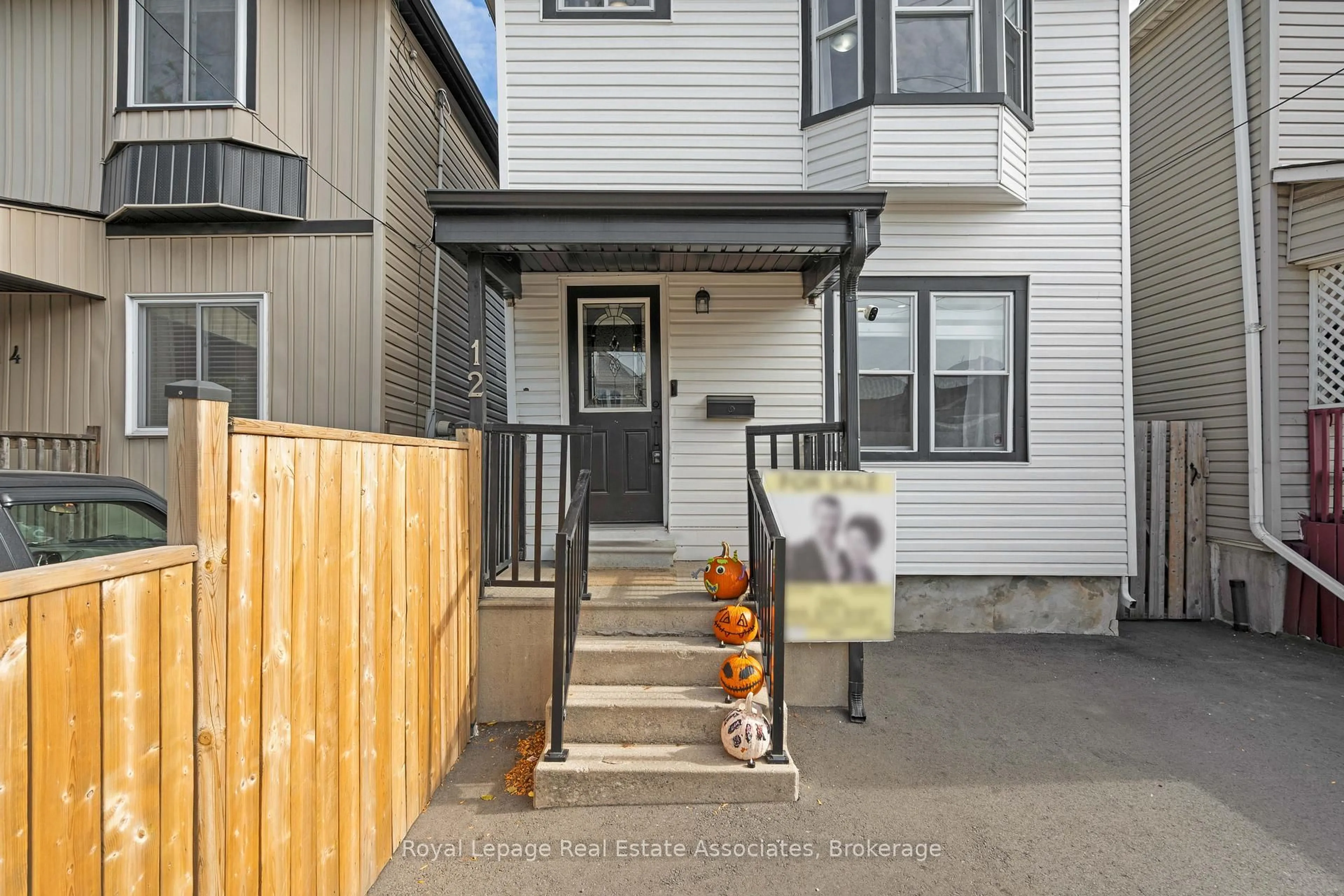 Unknown for 12 Lincoln St, Hamilton Ontario L8L 7L5
