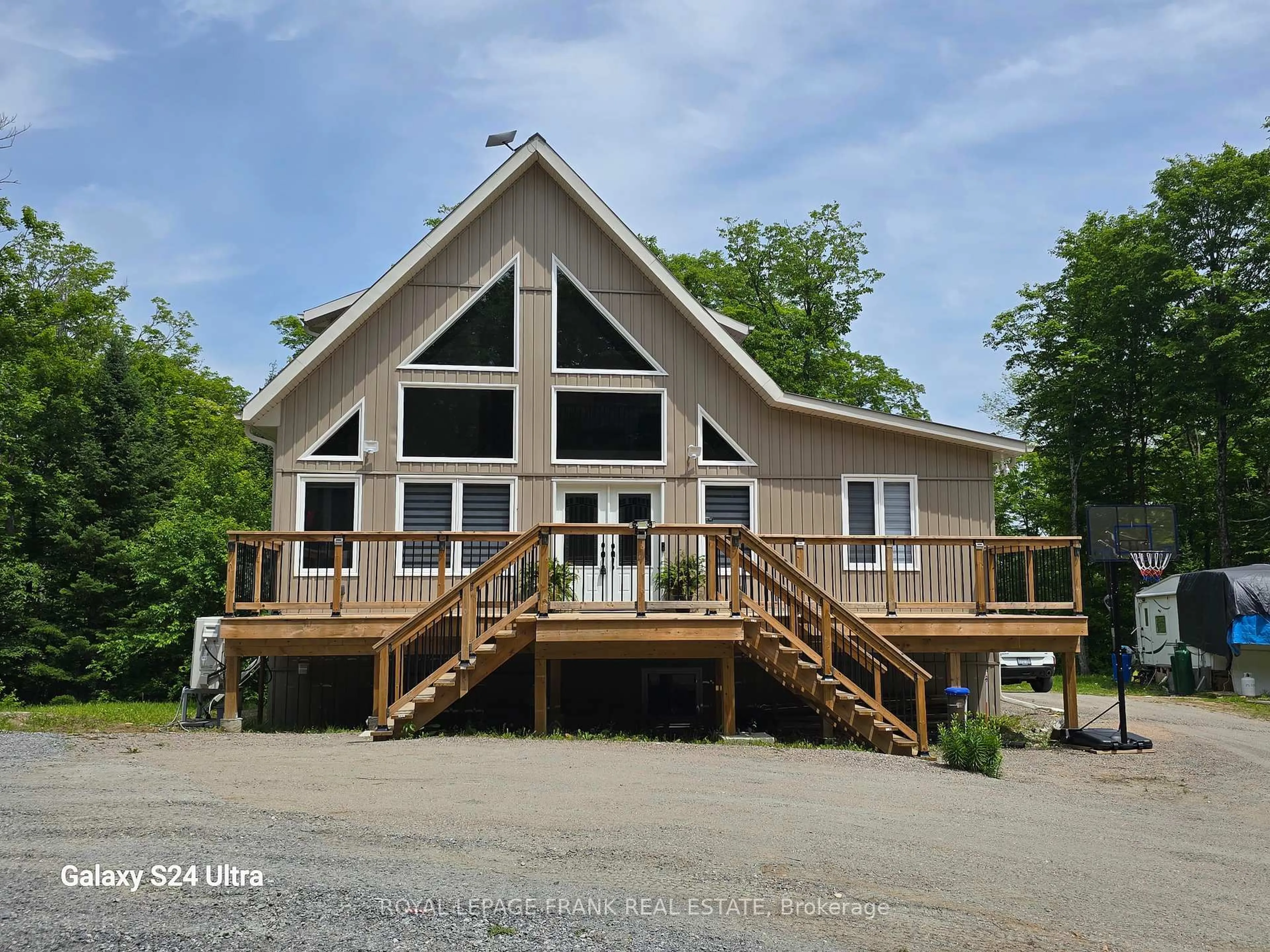 Home with vinyl exterior material, water/lake/river/ocean view for 1097 Cheddar Rd, Highlands East Ontario K0L 1M0