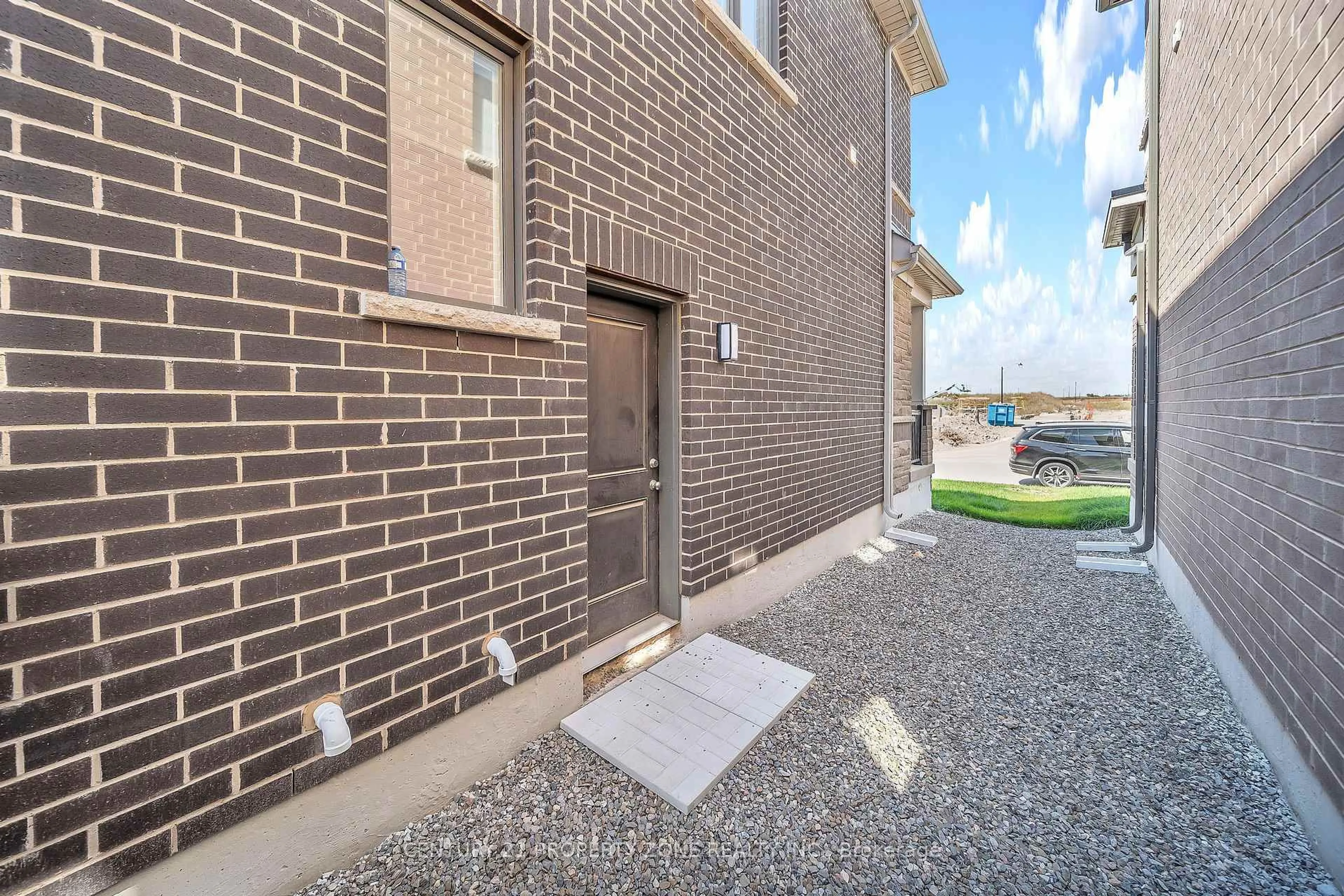 Home with brick exterior material, street for 31 Player Dr, Erin Ontario N0B 1T0