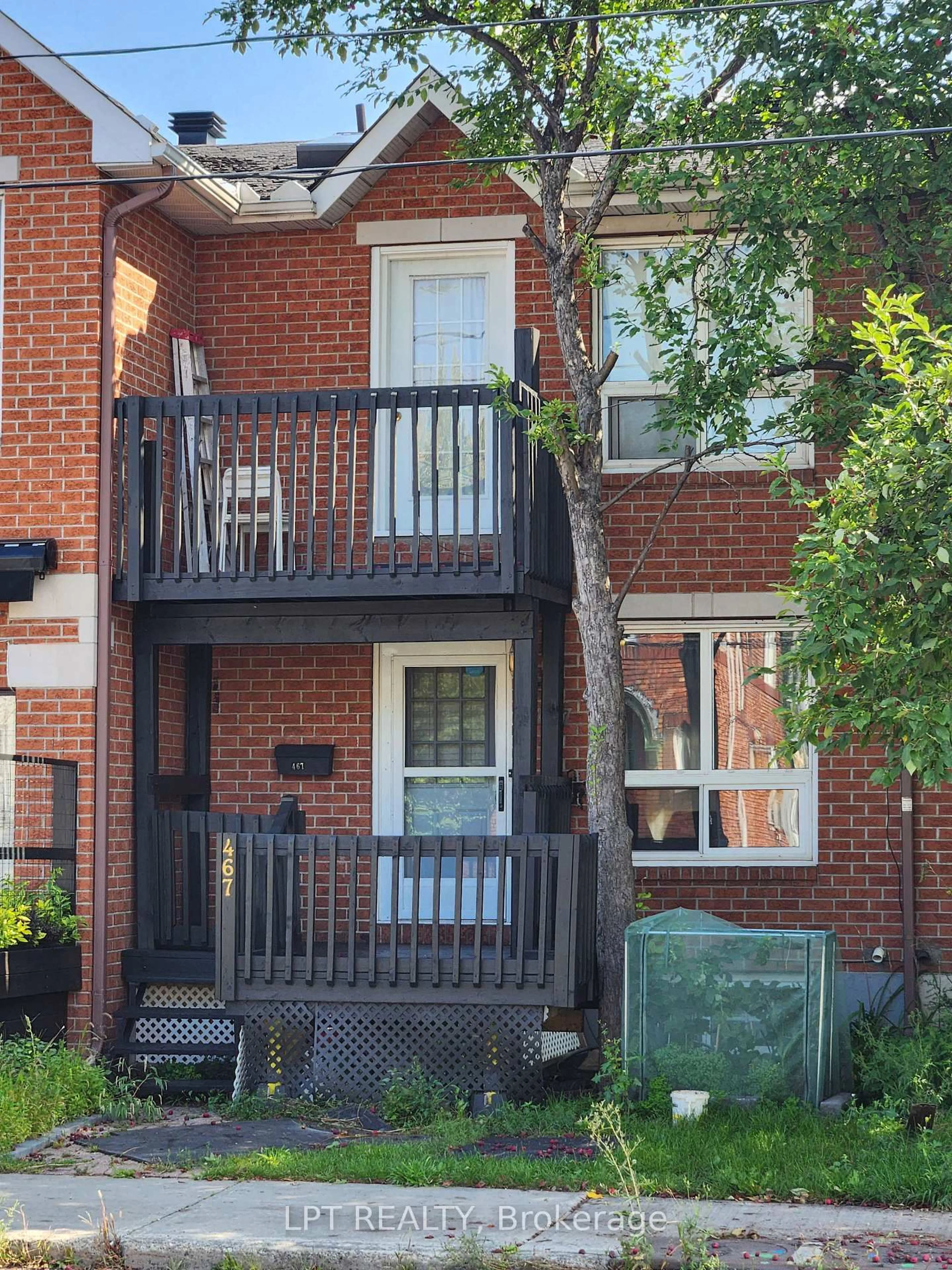 Home with brick exterior material, street for 467 Parkdale Ave, Ottawa Ontario K1Y 1H5