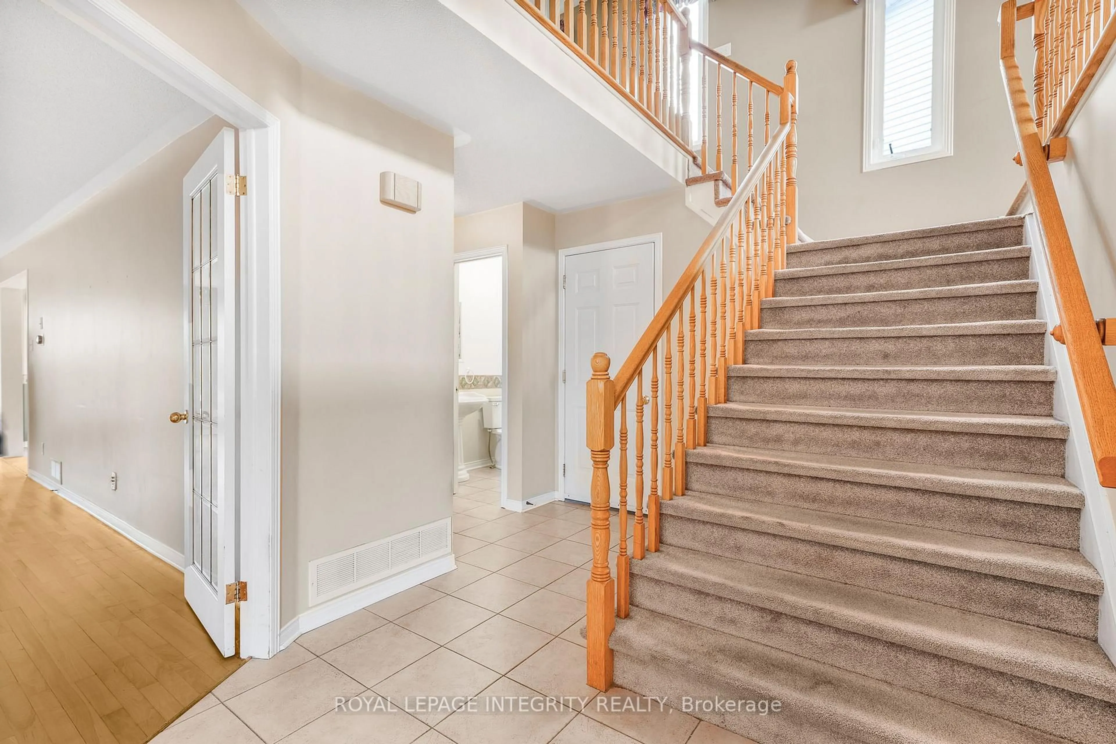 Unknown for 1659 Toulouse Cres, Orleans Ontario K1C 6K5