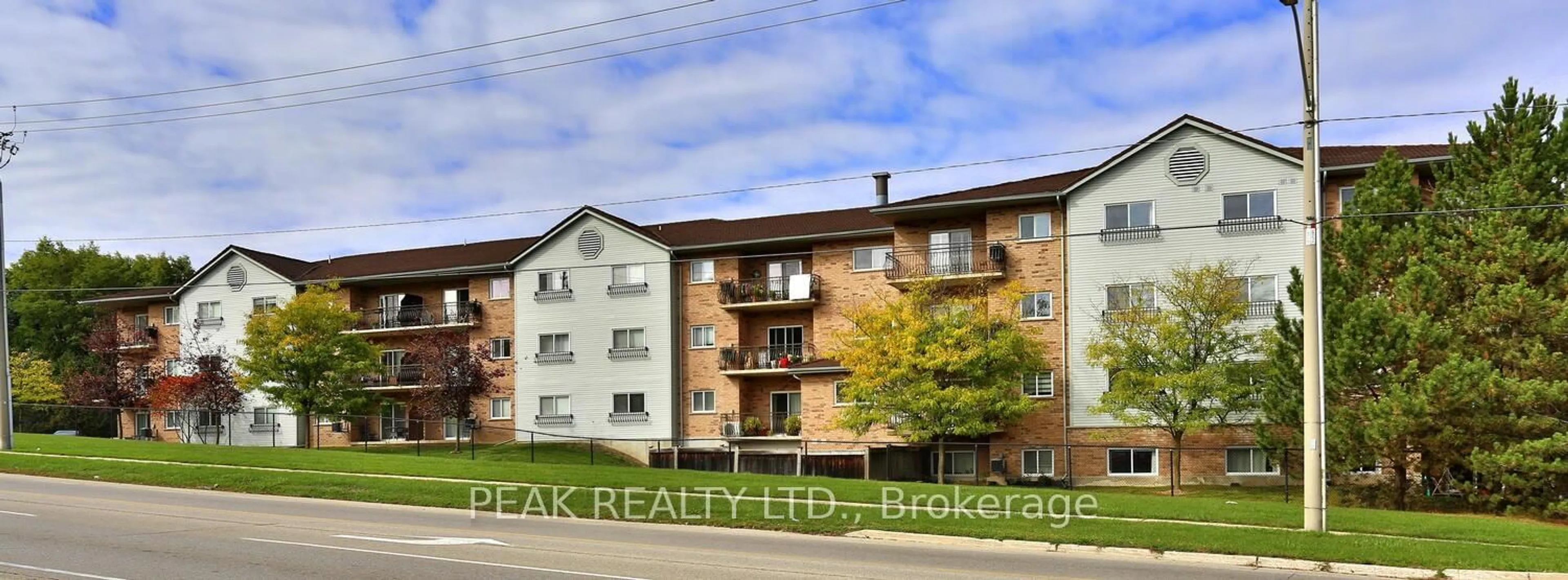 Blurry image for 345 Briarmeadow Dr #206, Kitchener Ontario N2A 4J6
