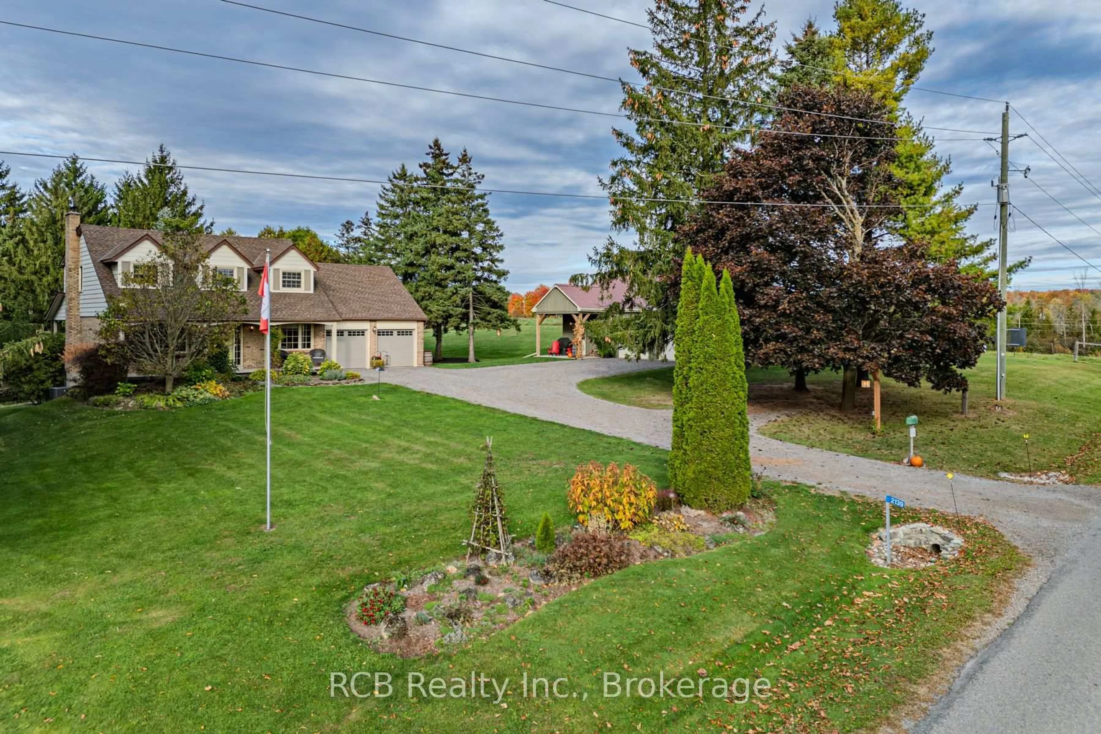 A pic from outside/outdoor area/front of a property/back of a property/a pic from drone, water/lake/river/ocean view for 2139 Foreman Rd, Hamilton Ontario N1R 5S7