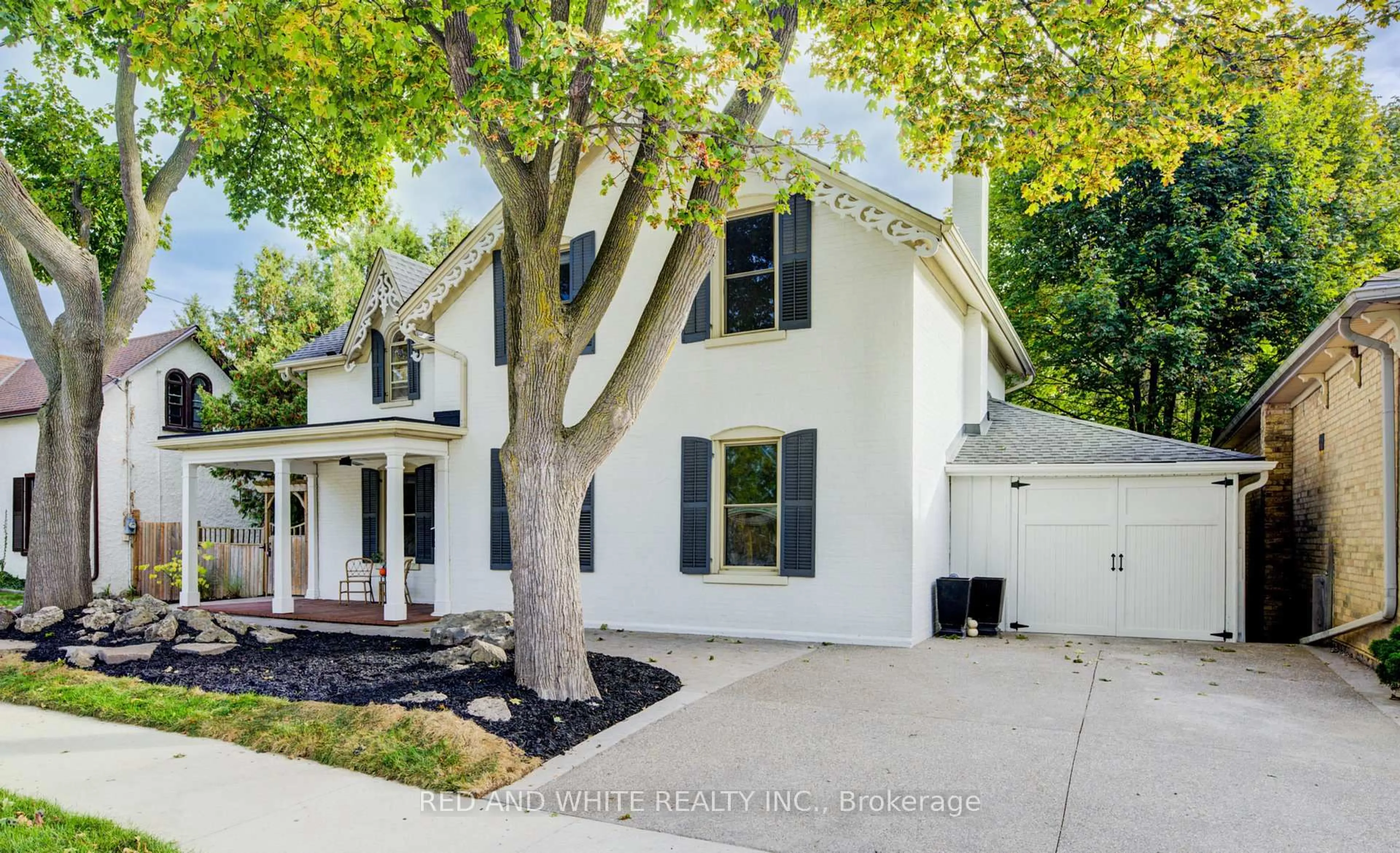 Home with vinyl exterior material, street for 15 Kay St, Cambridge Ontario N1S 2T7