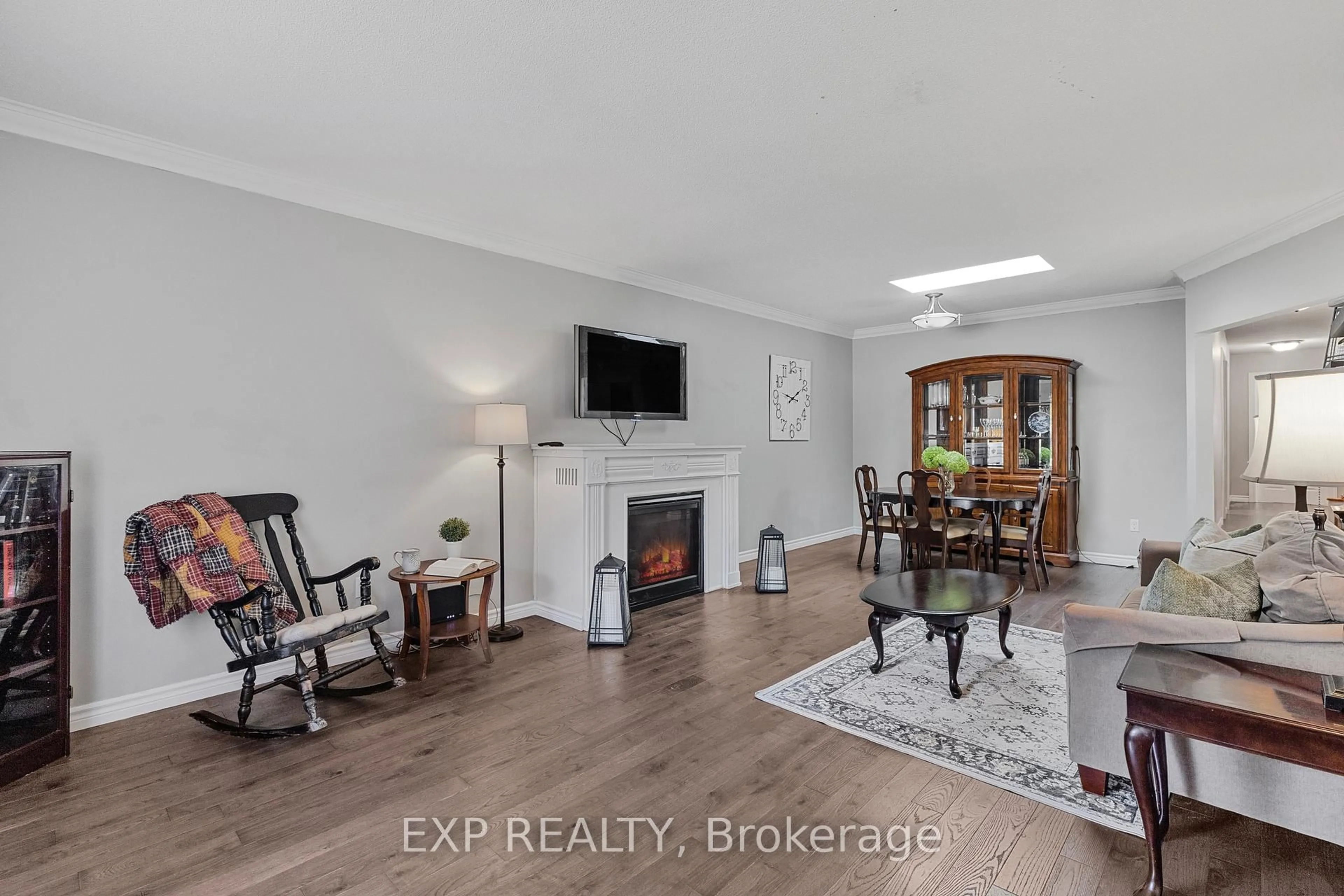 Living room with furniture, unknown for 119 Franklyn St, Shelburne Ontario L0N 1S4