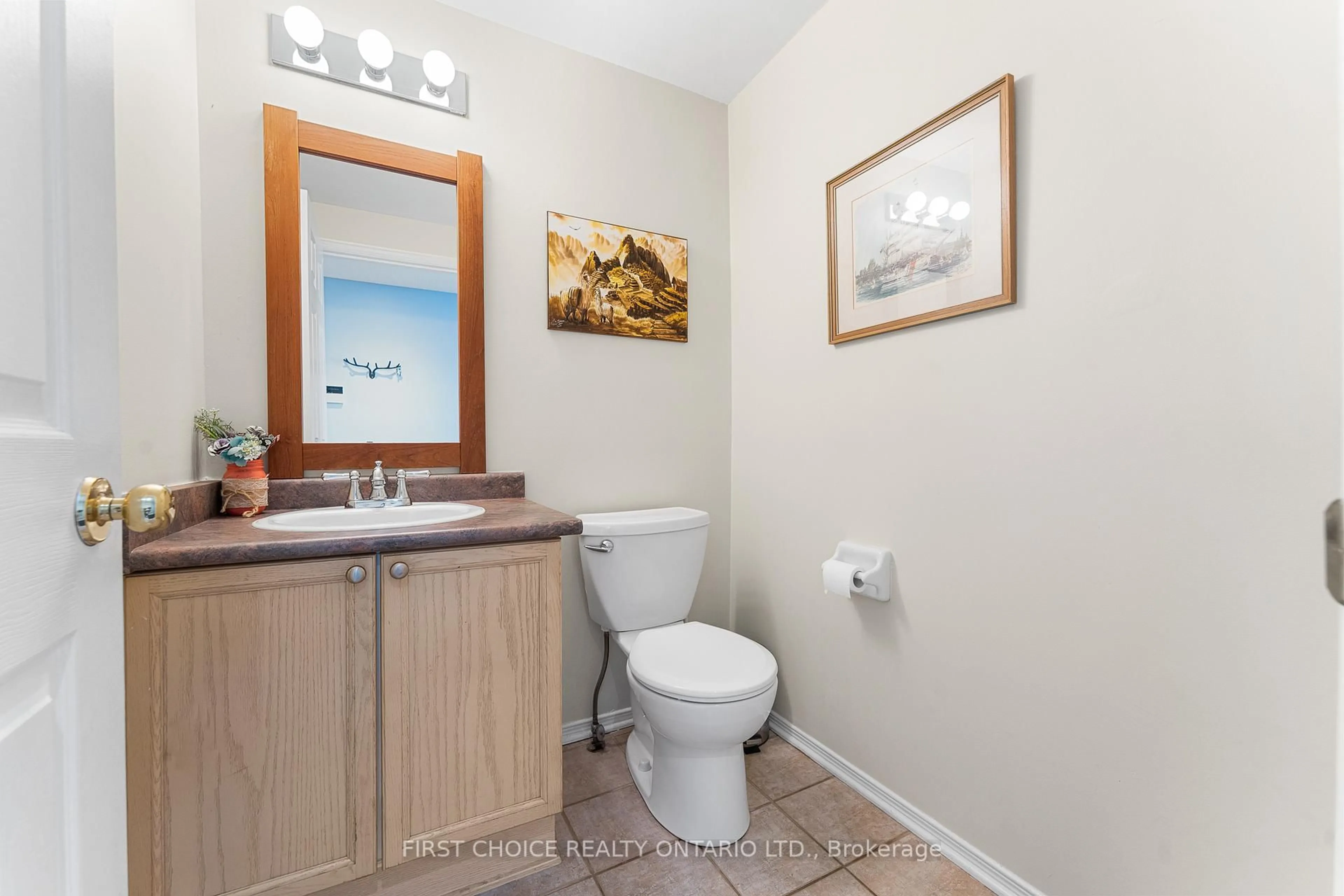 Standard bathroom, ceramic/tile floor for 1306 Morrison Dr, Ottawa Ontario K2H 7L9