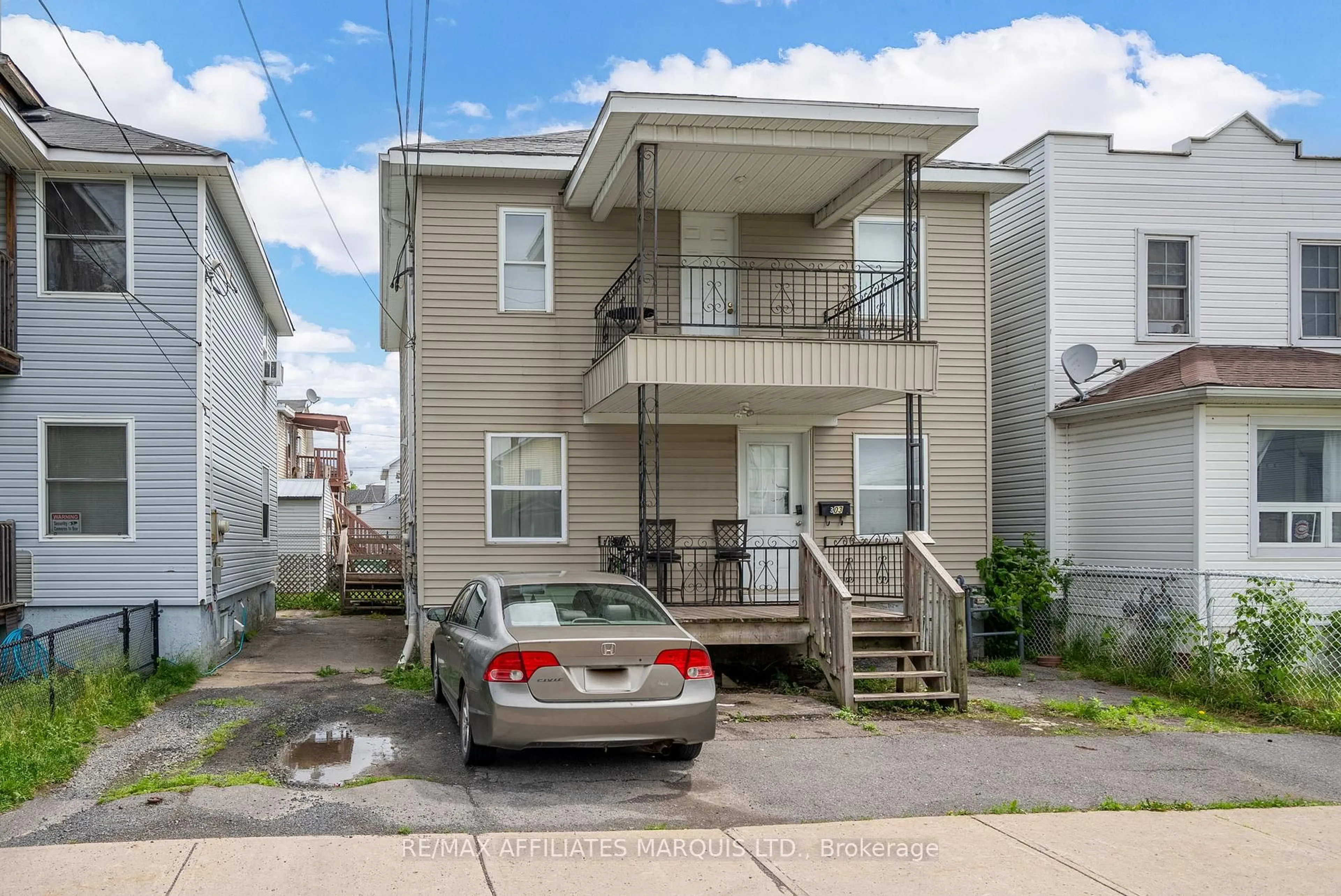 Unknown for 303 Guy St, Cornwall Ontario K6H 4V3