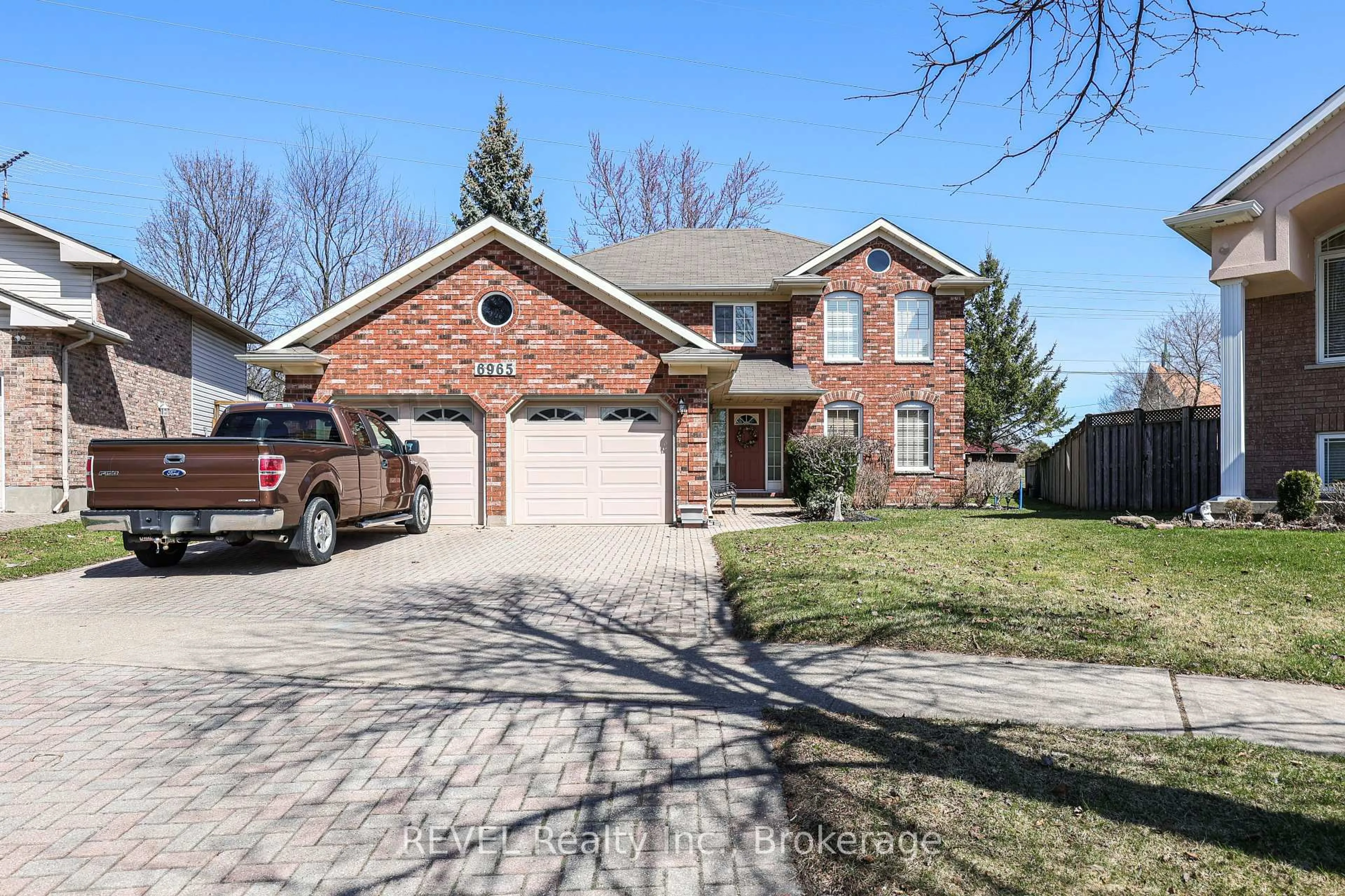 Home with brick exterior material, street for 6965 Harovics Lane, Niagara Falls Ontario L2G 7S7