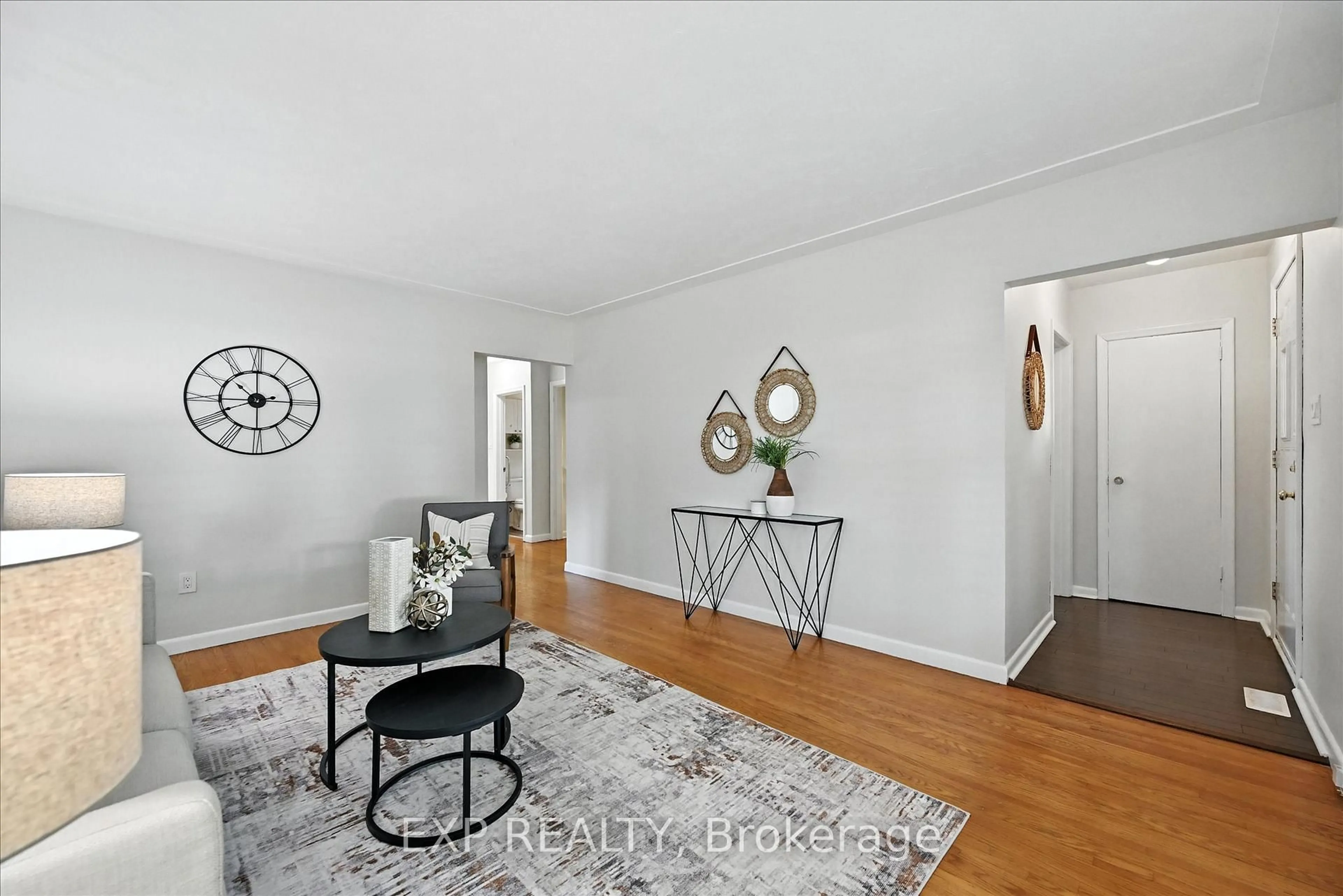 Unknown for 29 West 21st St, Hamilton Ontario L9C 4M3