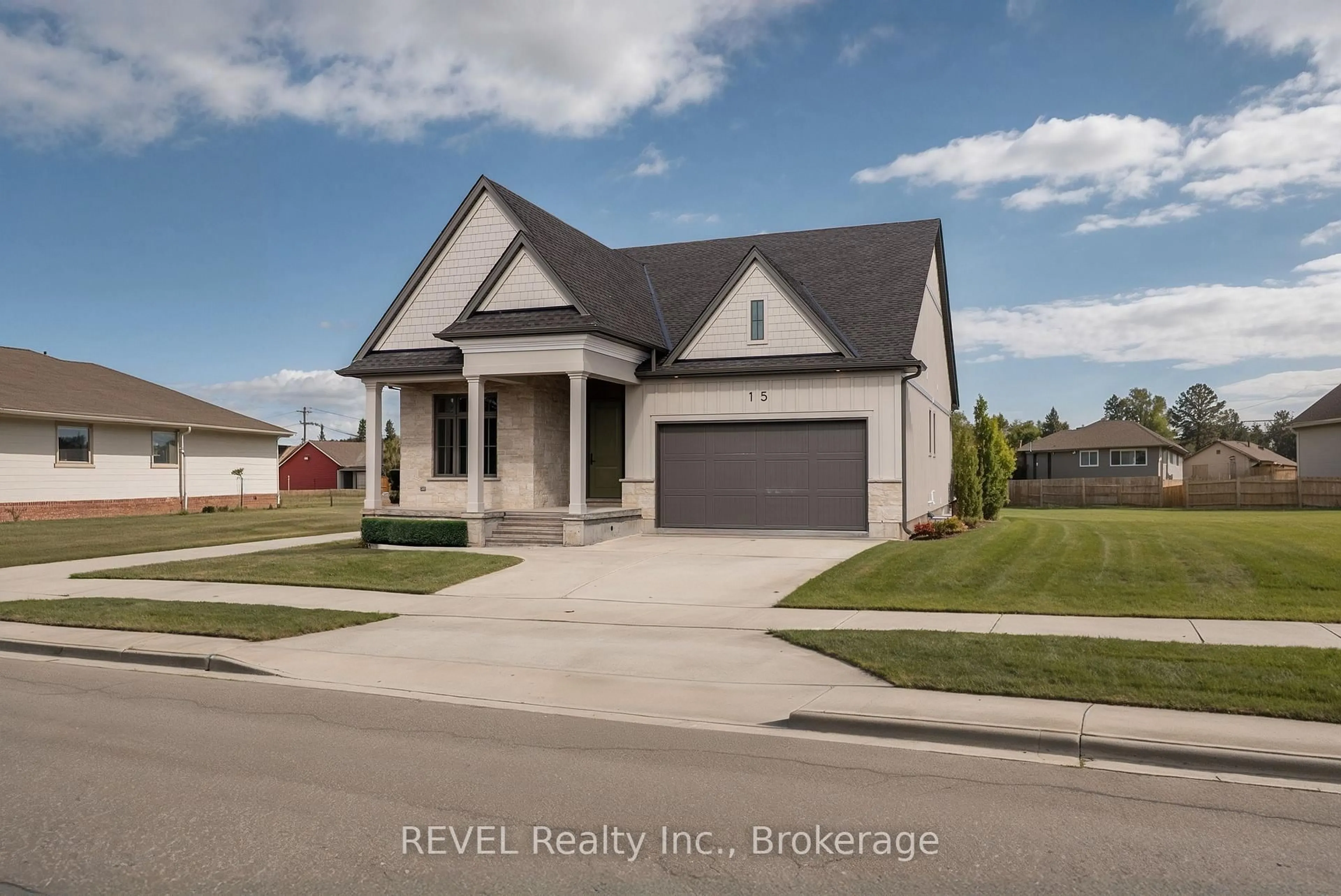 Home with brick exterior material, street for 15 Oakley Dr, Niagara-on-the-Lake Ontario L0S 1J0