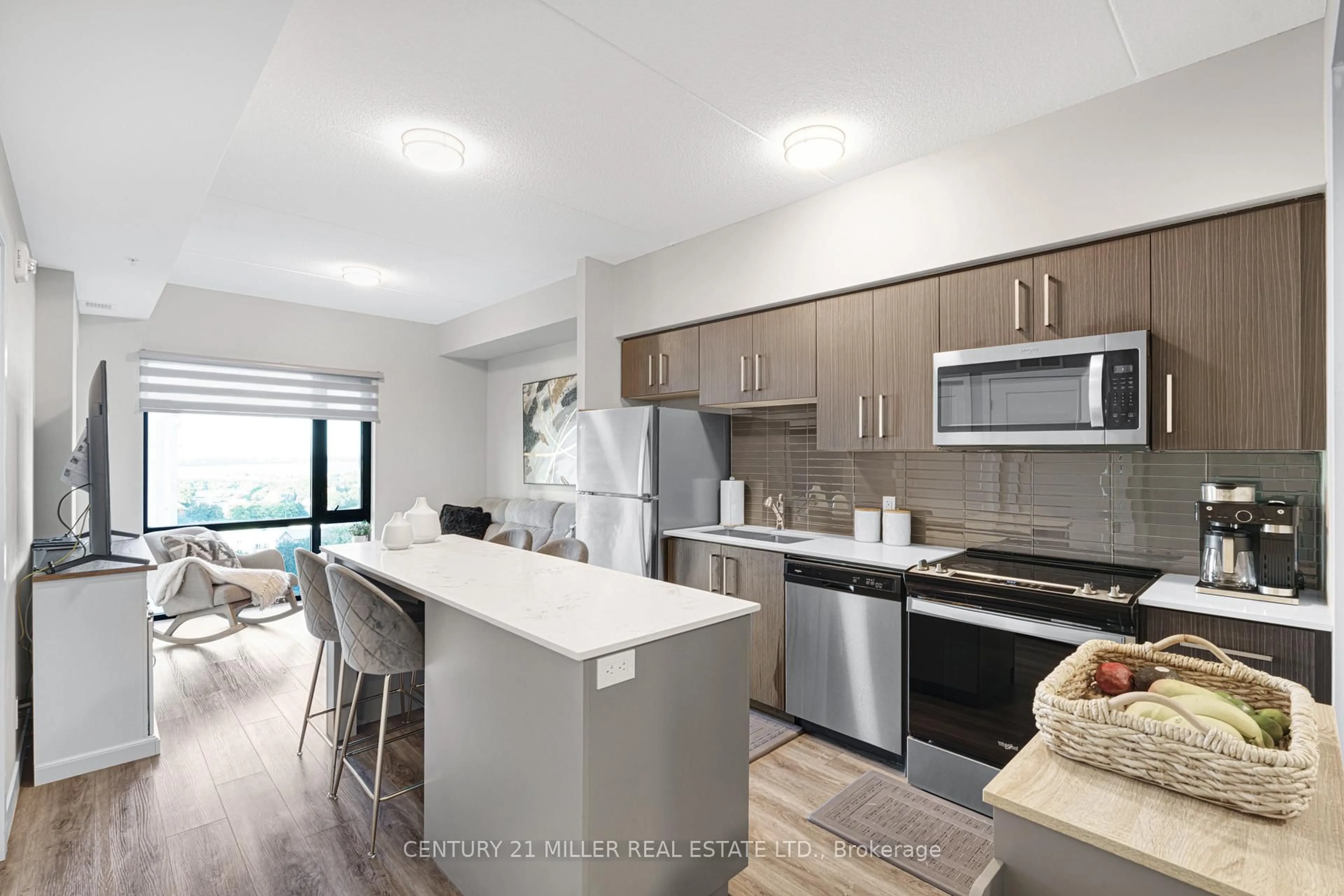 Open concept kitchen, unknown for 15 Queen . St #1009, Hamilton Ontario L8P 0C6