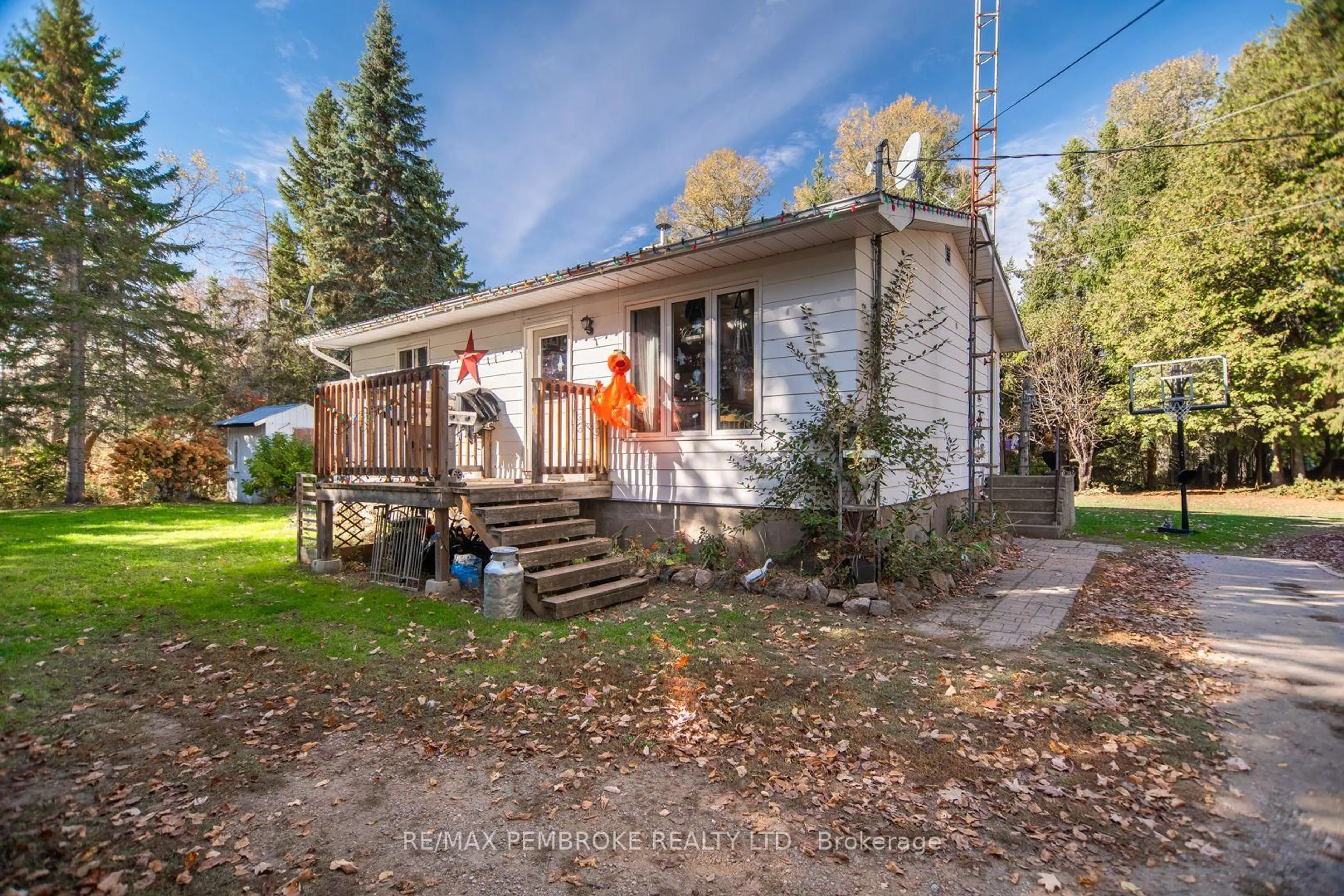 A pic from outside/outdoor area/front of a property/back of a property/a pic from drone, street for 1822 Ruby Rd, Killaloe Ontario K0J 2A0