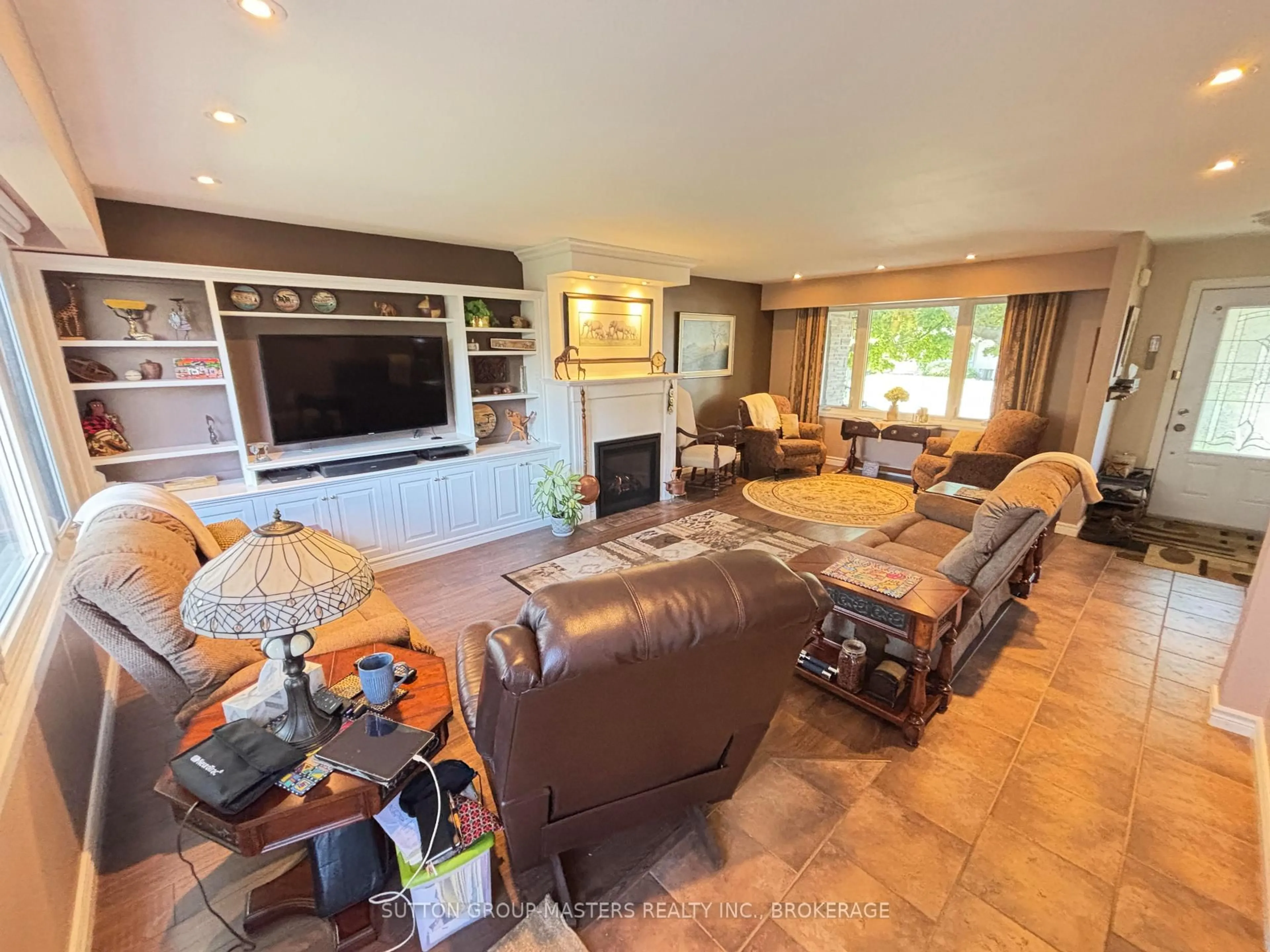 Living room with furniture, unknown for 846 Kilburn St, Kingston Ontario K7M 6A9