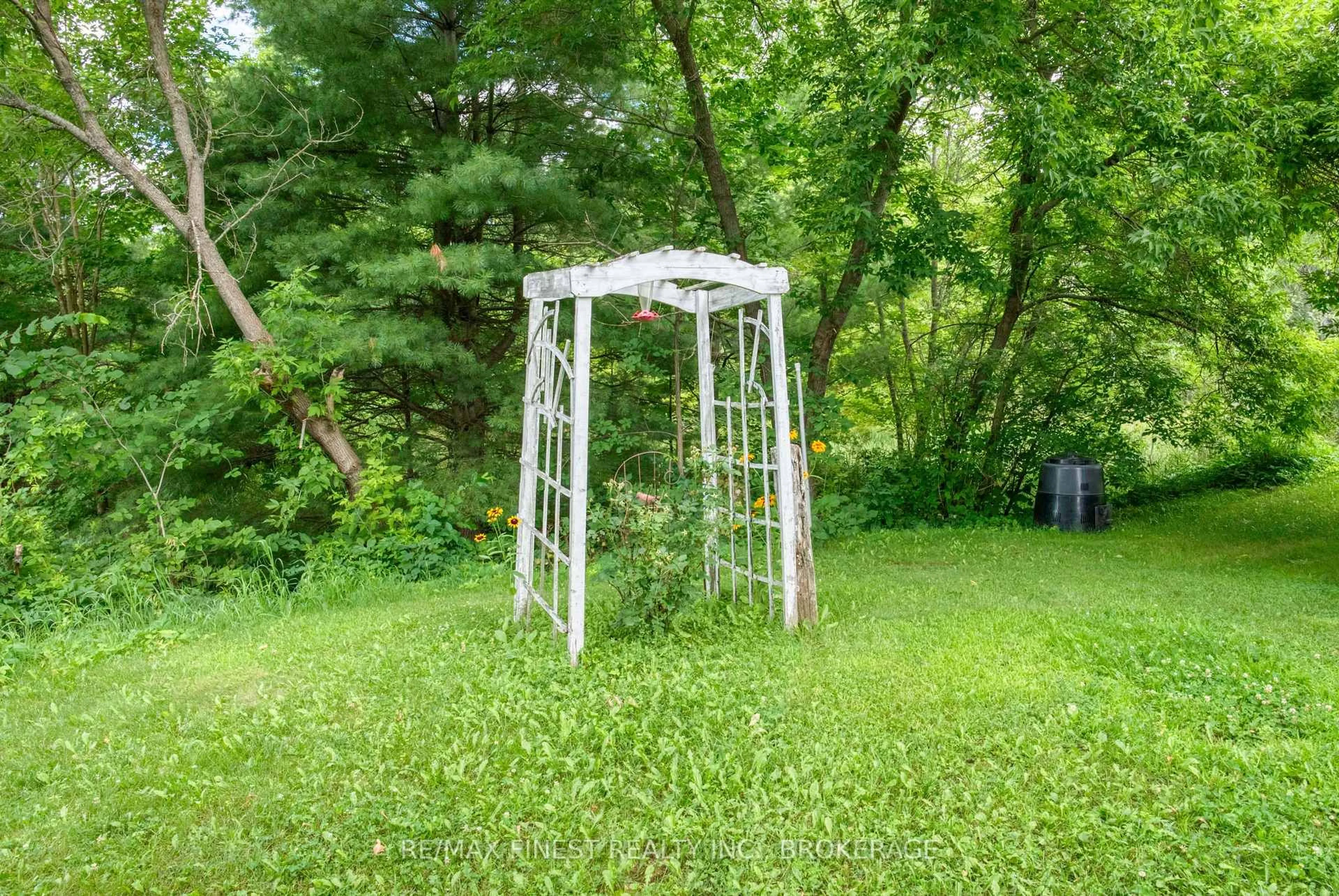 Shed for 30530 Highway 7, Arden Ontario K0H 1B0