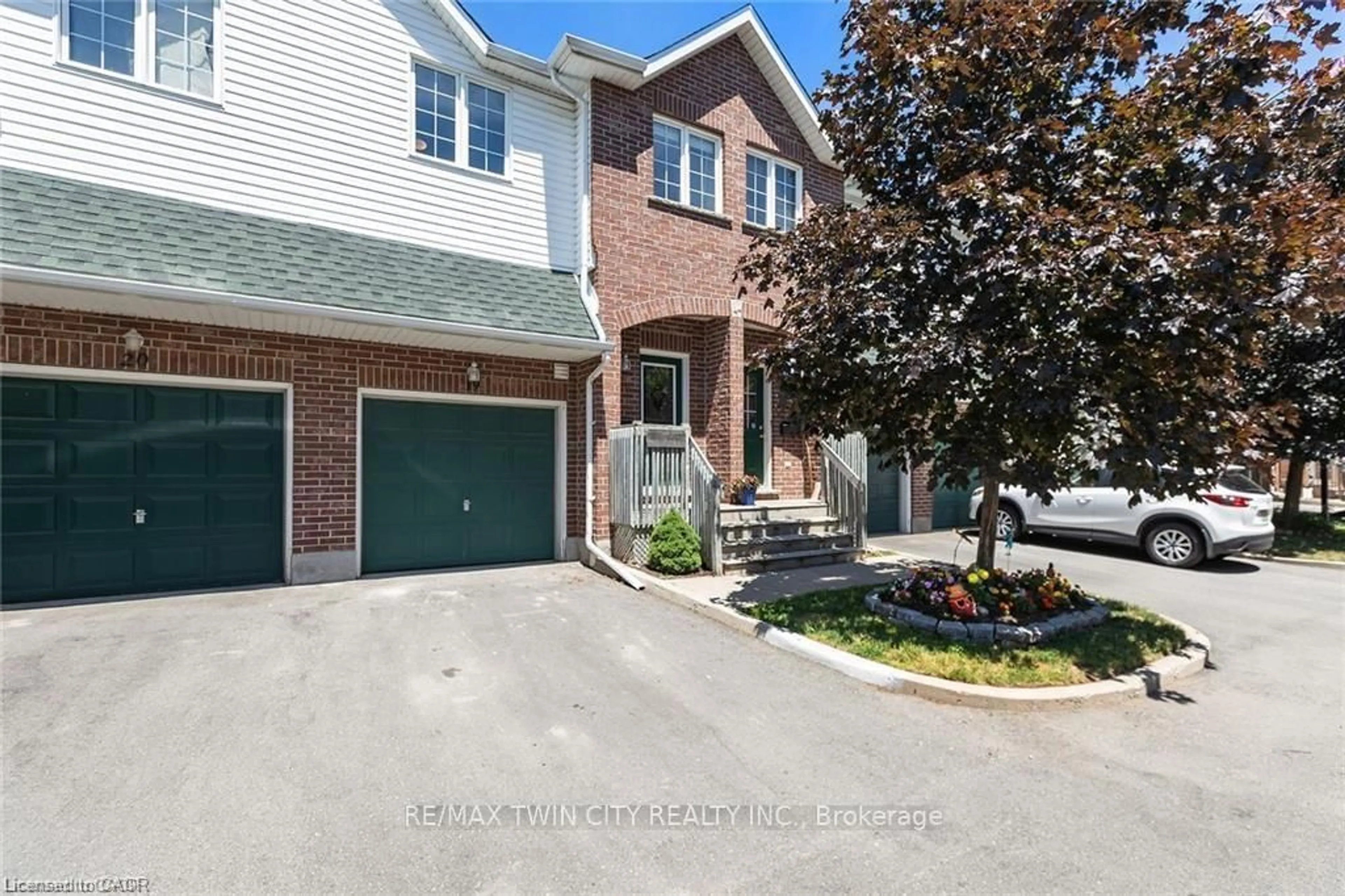 Unknown for 42 GREEN VALLEY Dr #19, Kitchener Ontario N2P 2C3