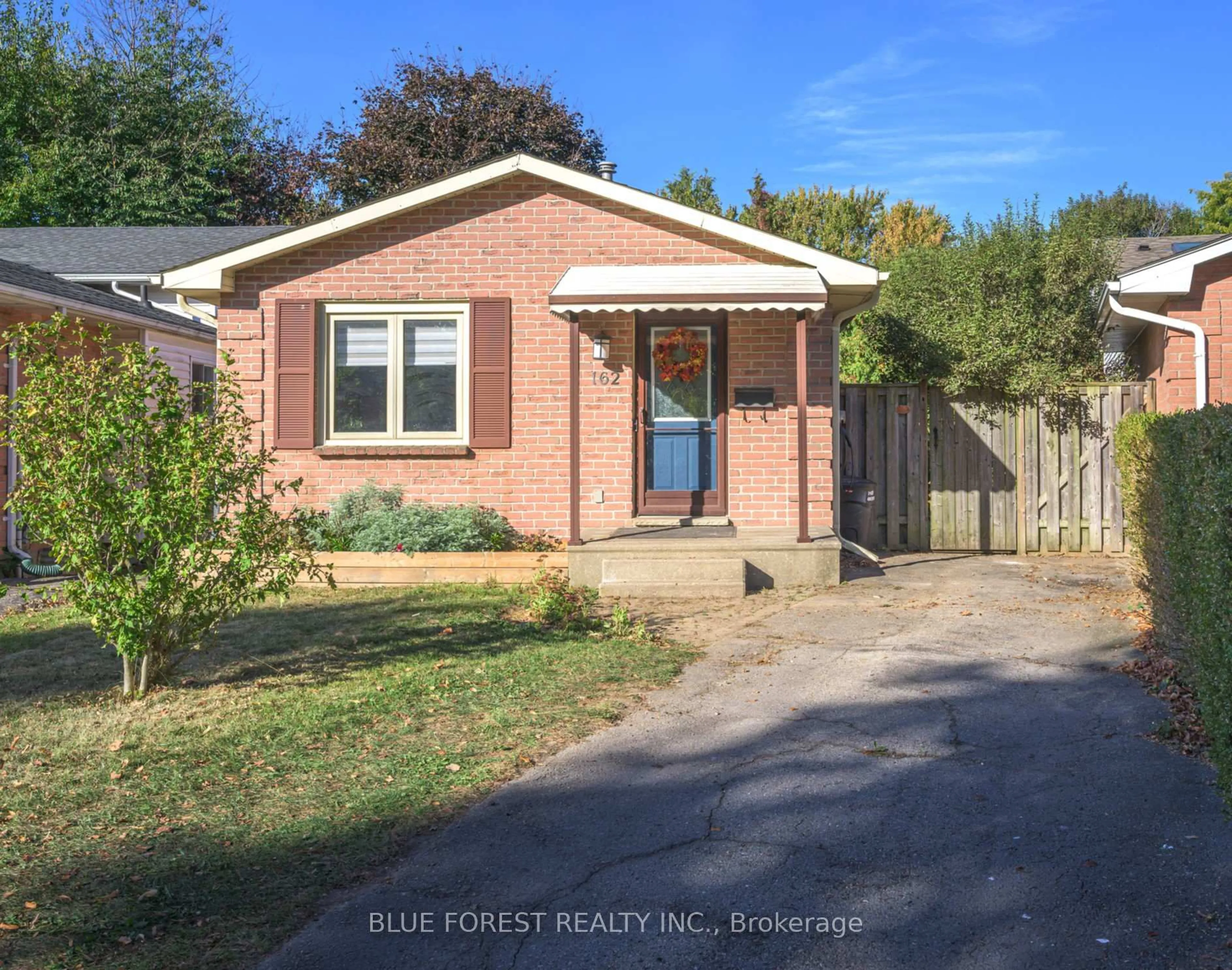 Home with brick exterior material, street for 162 Olympic Cres, London North Ontario N6G 3P7
