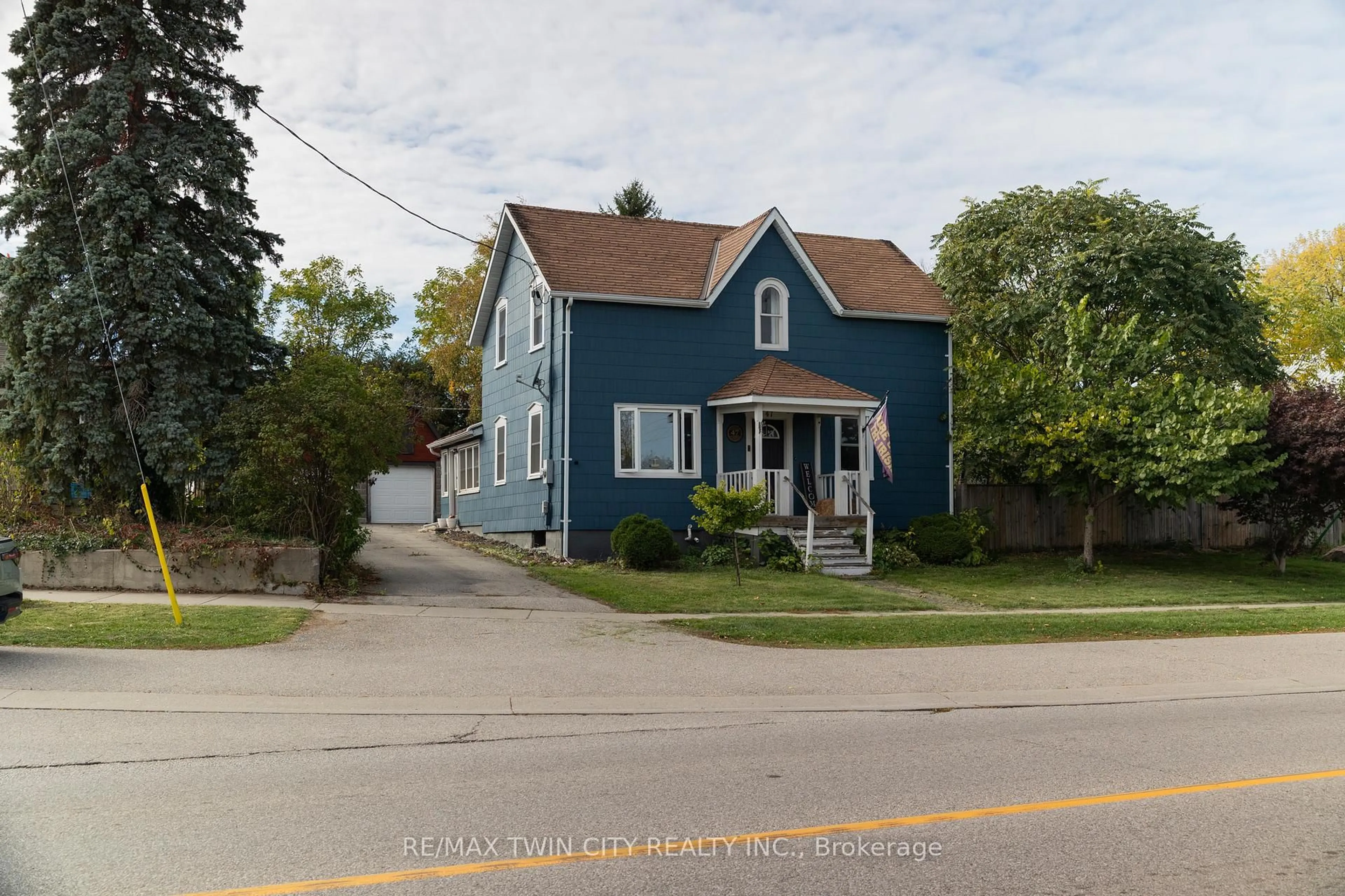 Unknown for 47 SIMCOE St, Brant Ontario N0E 1R0