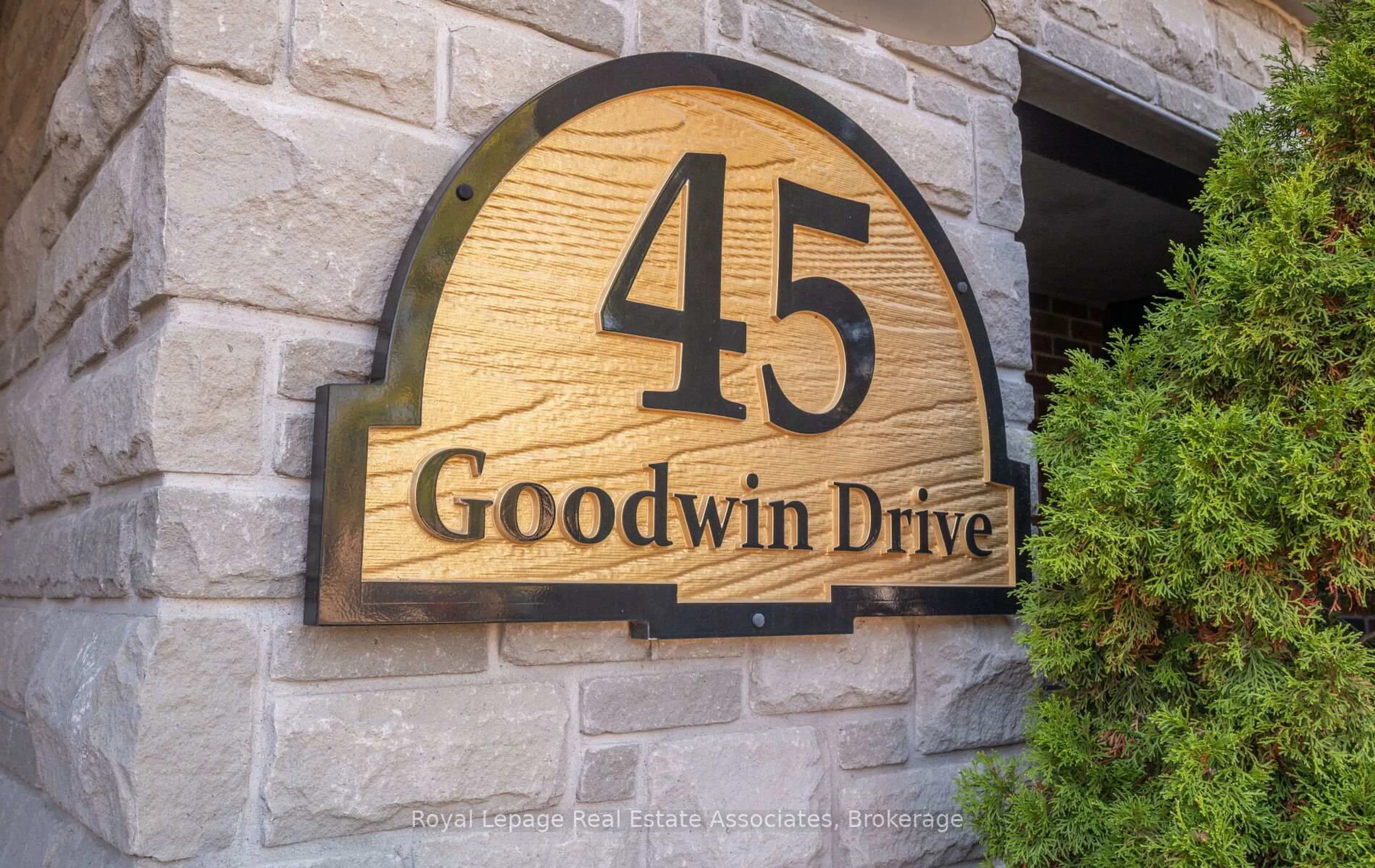 Unknown for 45 Goodwin Dr #105, Guelph Ontario N1L 0E9
