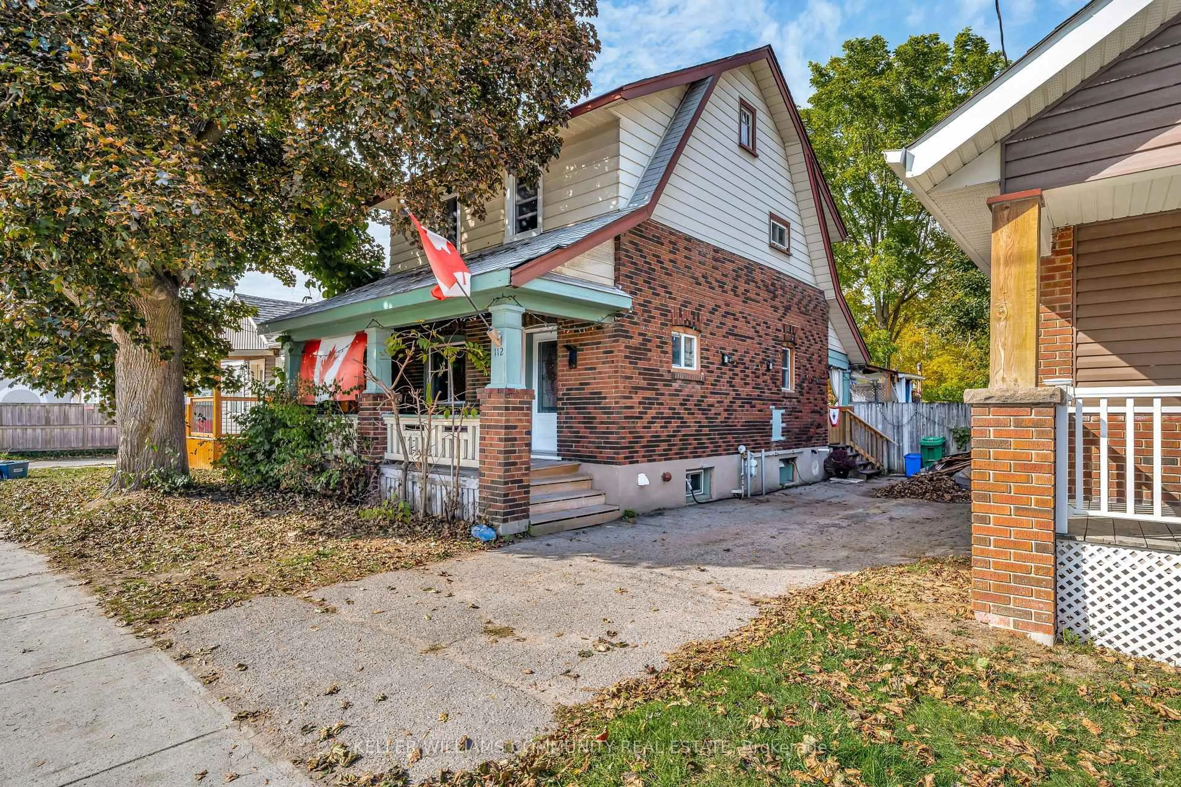 Home with brick exterior material, street for 112 Lansdowne St, Peterborough Ontario K9J 1Y1