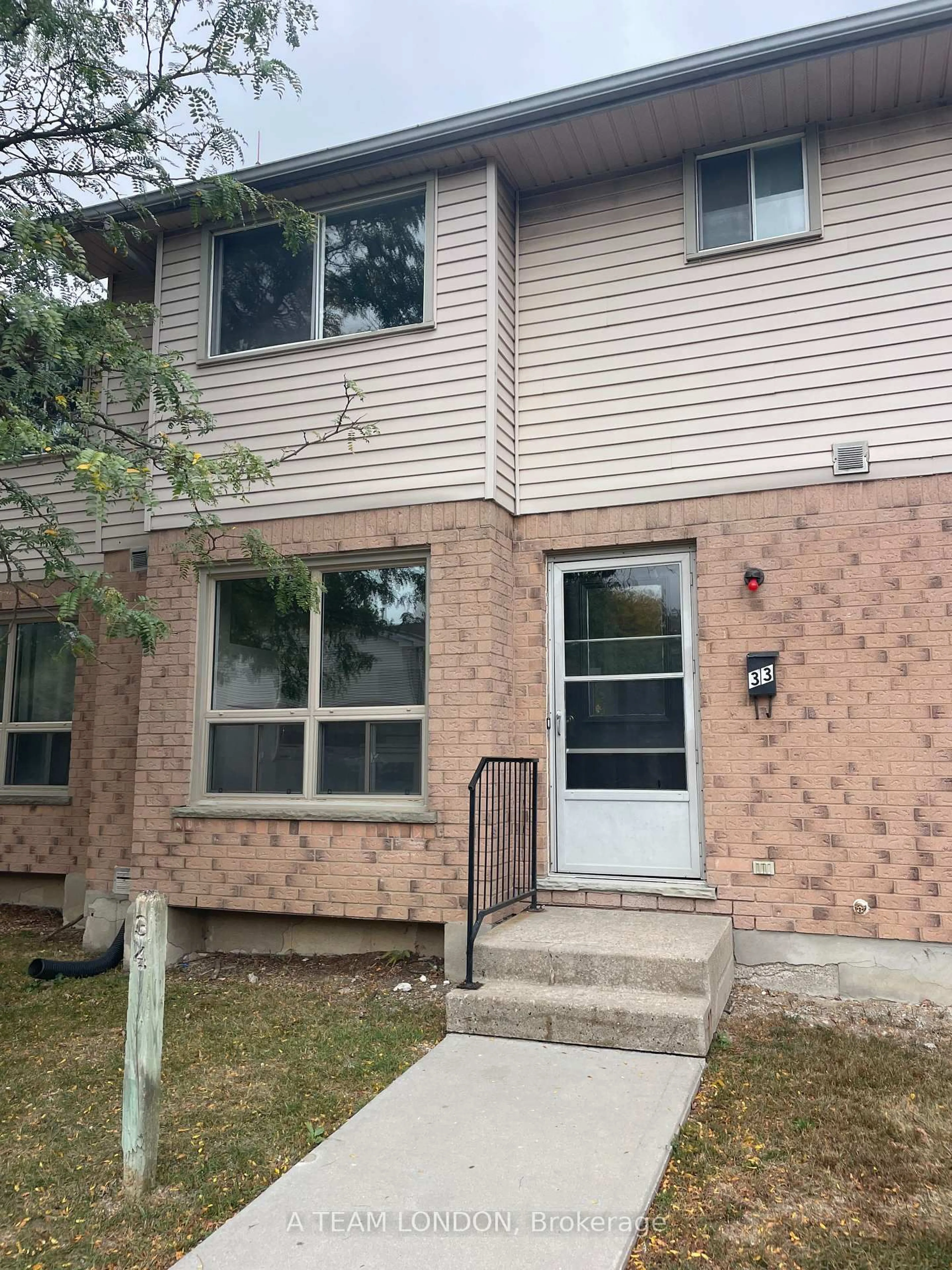 Home with brick exterior material, street for 126 Belmont Dr #33, London South Ontario N6J 4W1