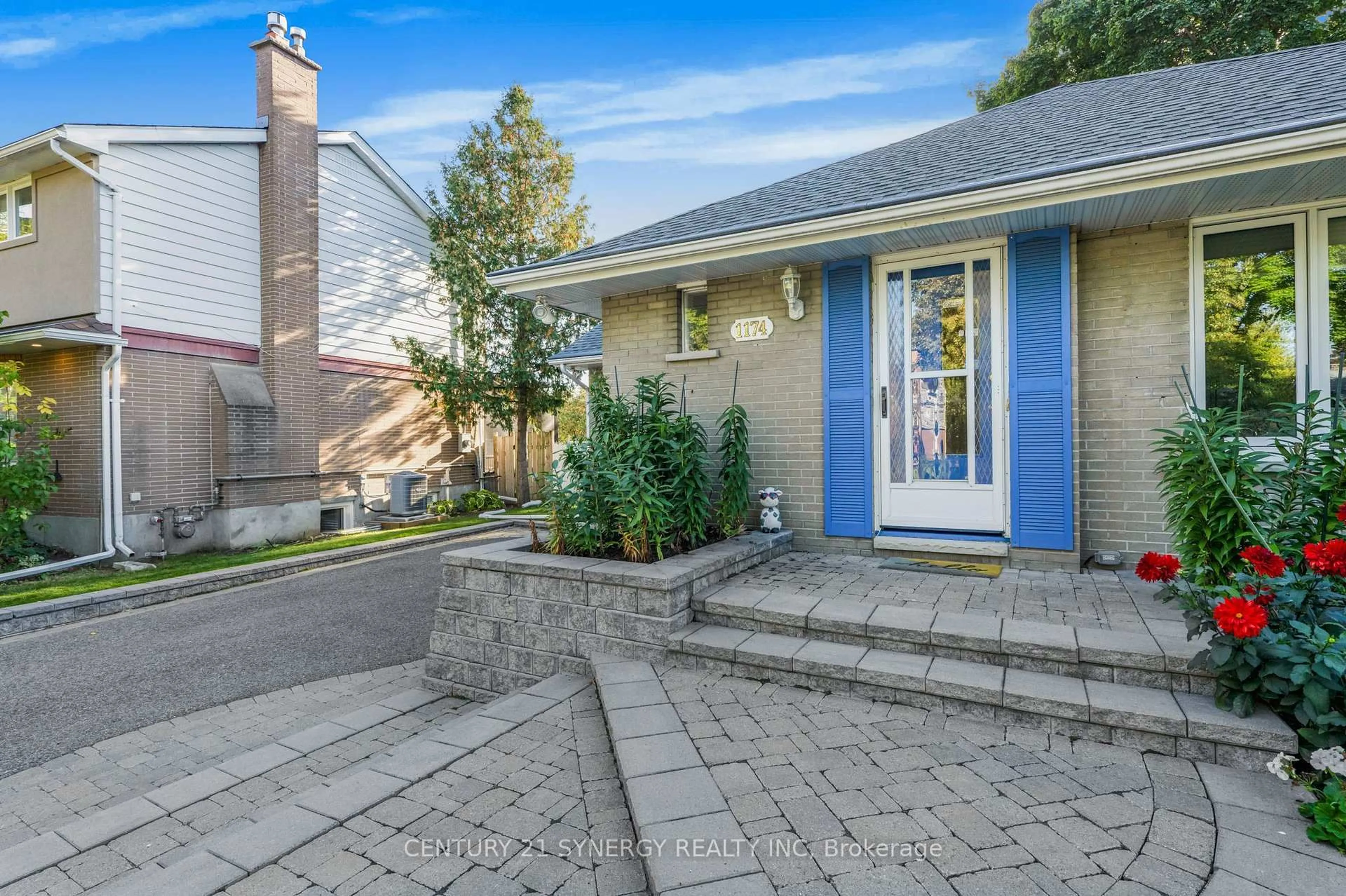 Unknown for 1174 Greyrock Cres, Ottawa Ontario K2C 2A4