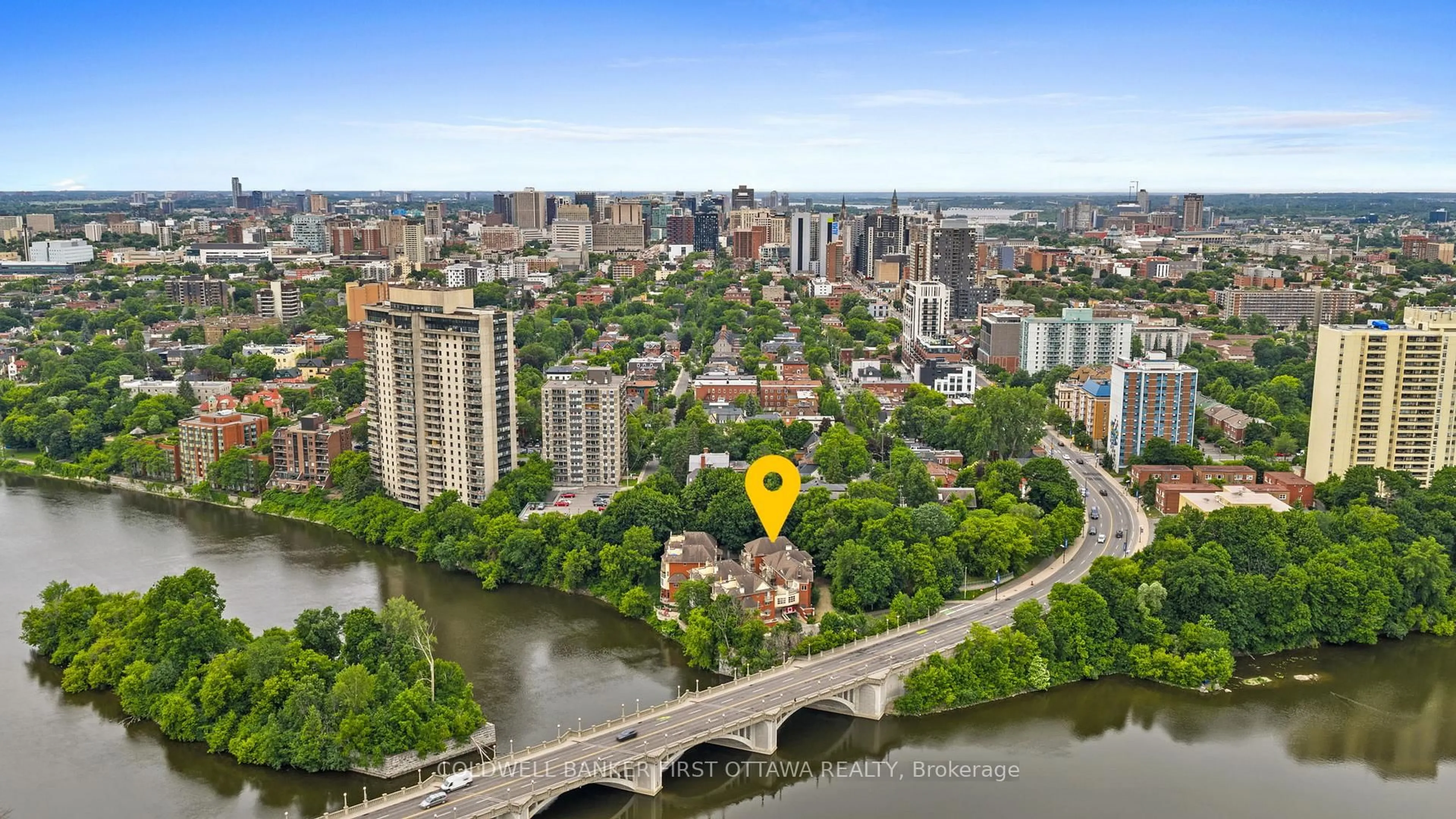A pic from outside/outdoor area/front of a property/back of a property/a pic from drone, city buildings view from balcony for 250 Fountain Pl #111F, Ottawa Ontario K1N 9N7