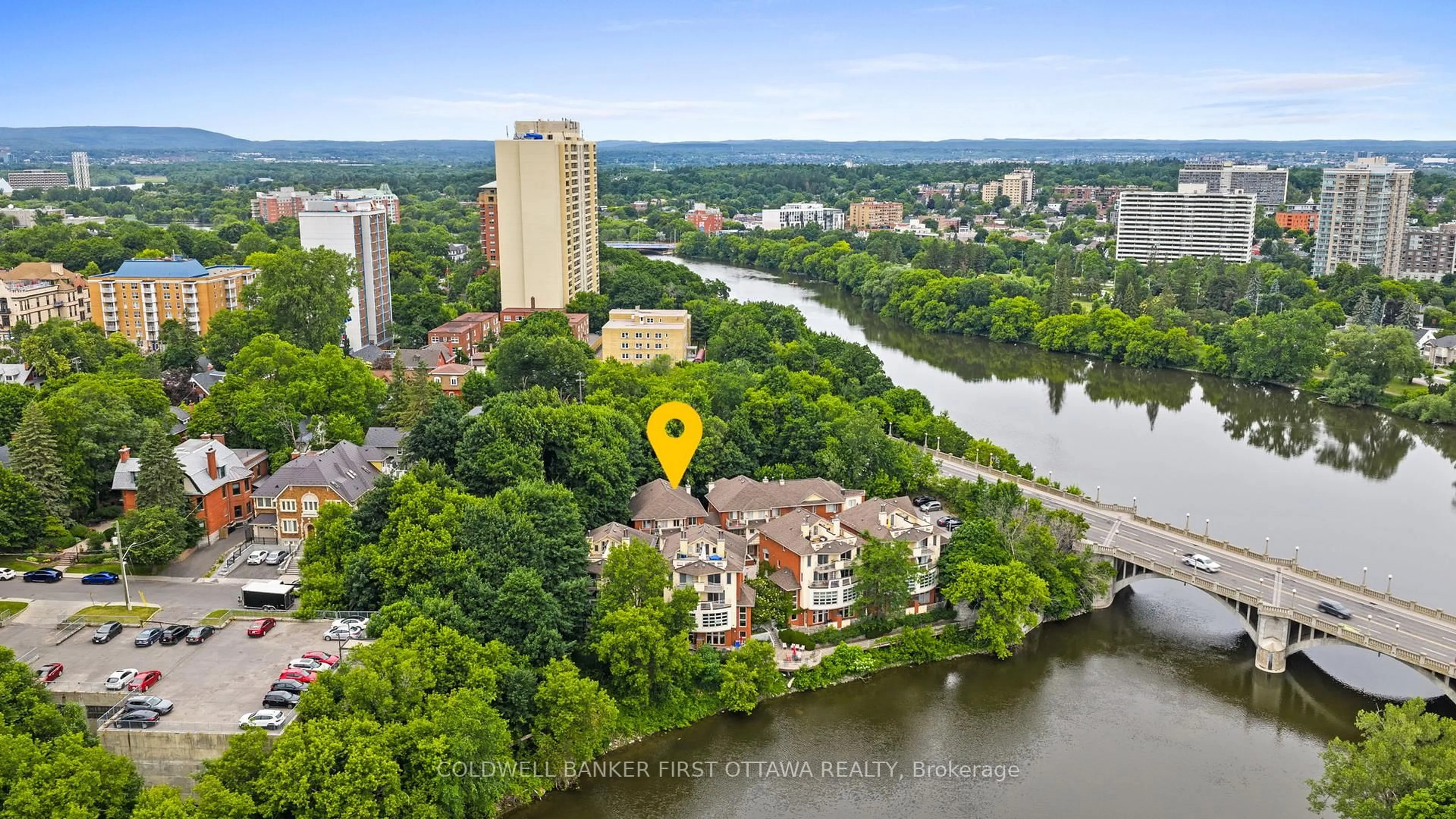 A pic from outside/outdoor area/front of a property/back of a property/a pic from drone, water/lake/river/ocean view for 250 Fountain Pl #111F, Ottawa Ontario K1N 9N7