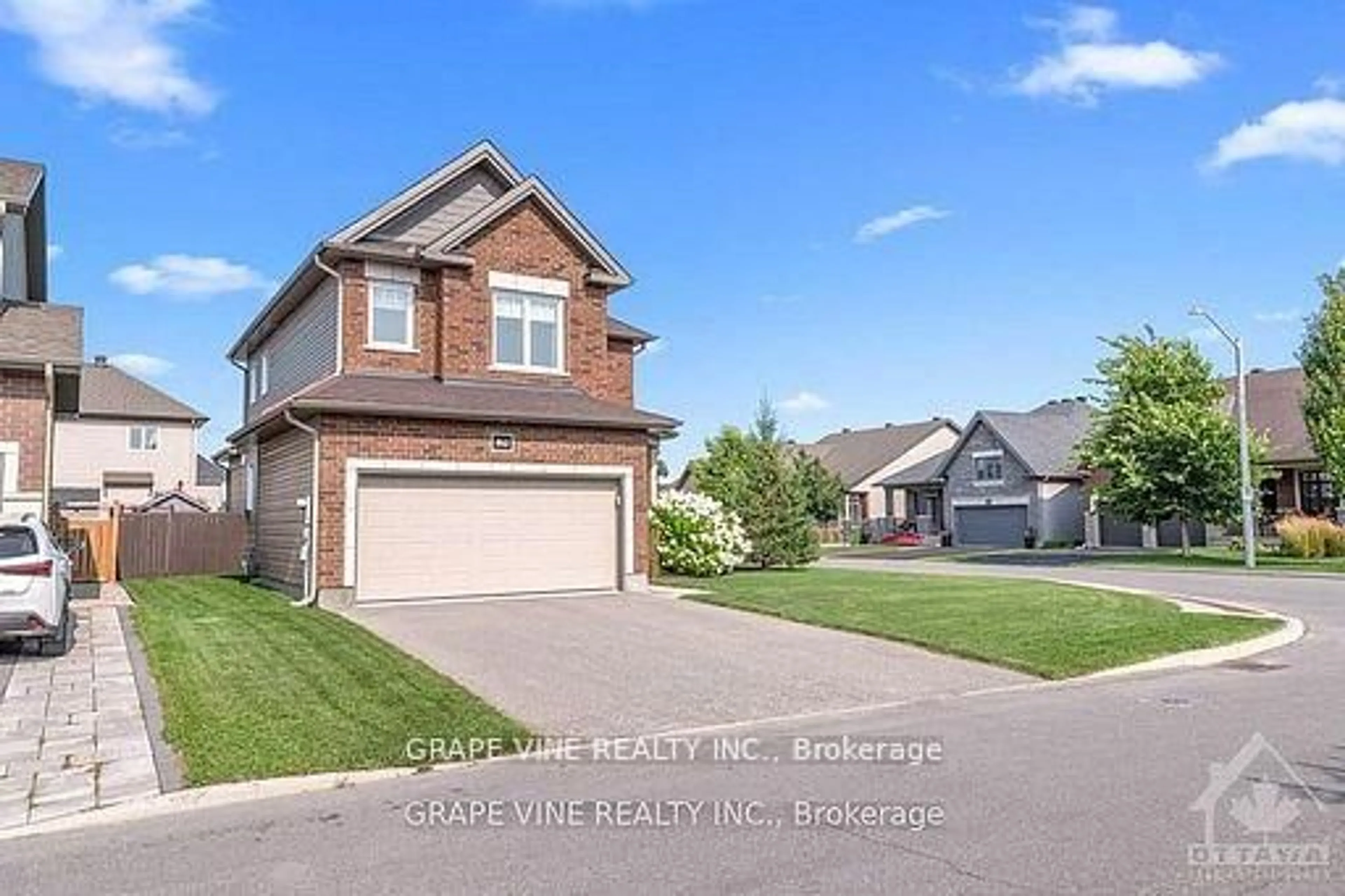 Home with brick exterior material, street for 862 Oat Straw Way, Ottawa Ontario K1T 0M2