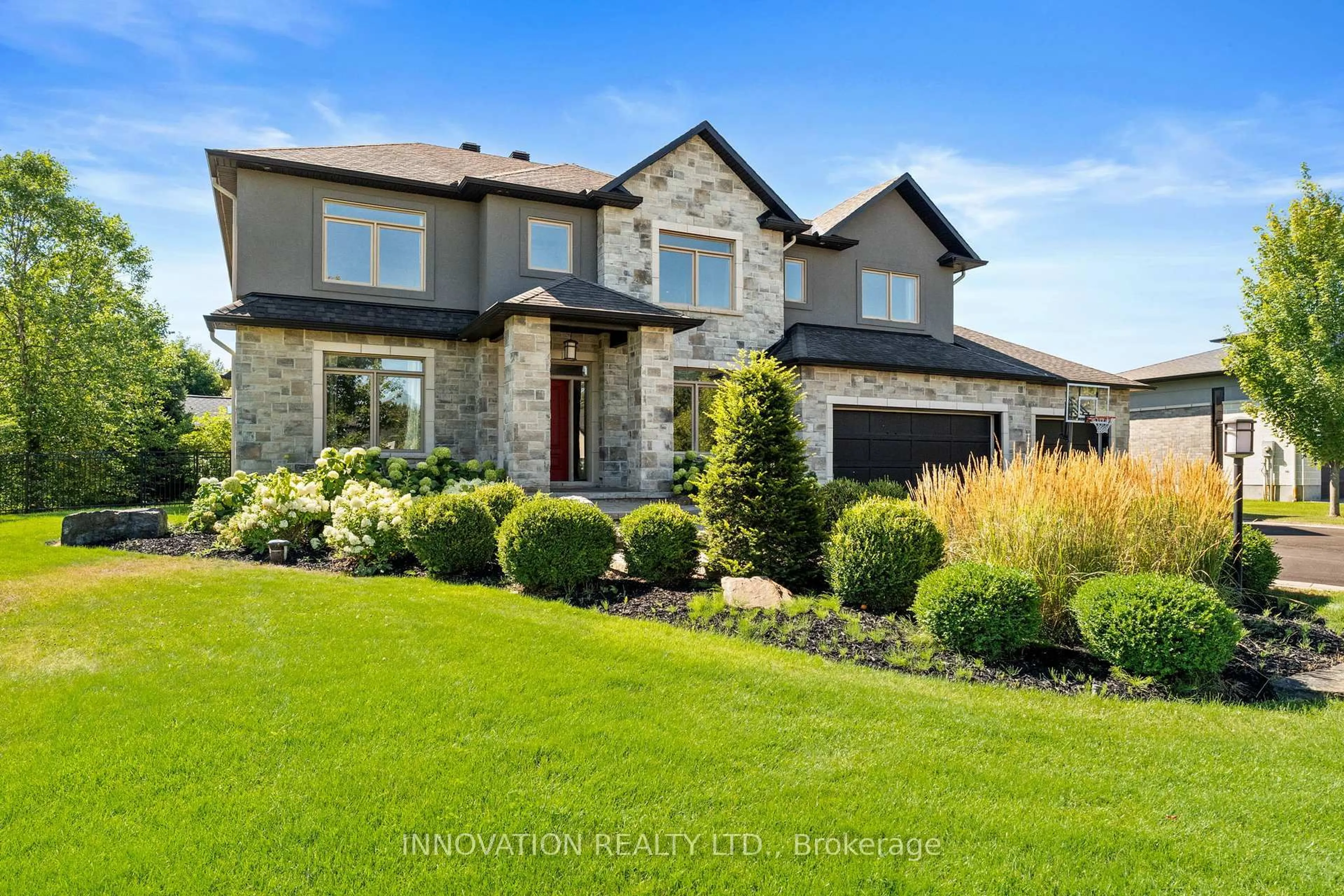 Home with brick exterior material, street for 820 McManus Ave, Ottawa Ontario K4M 0B3