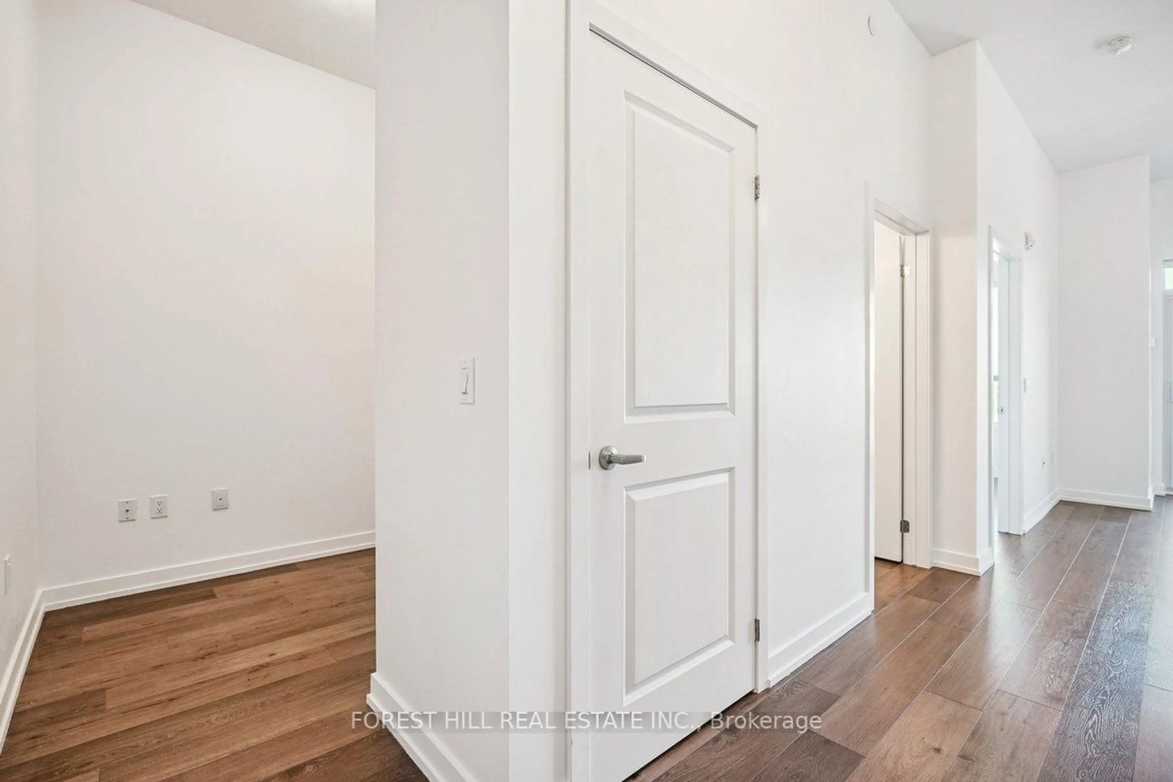 Indoor entryway for 5055 Greenlane Rd #617, Lincoln Ontario L0R 1B3