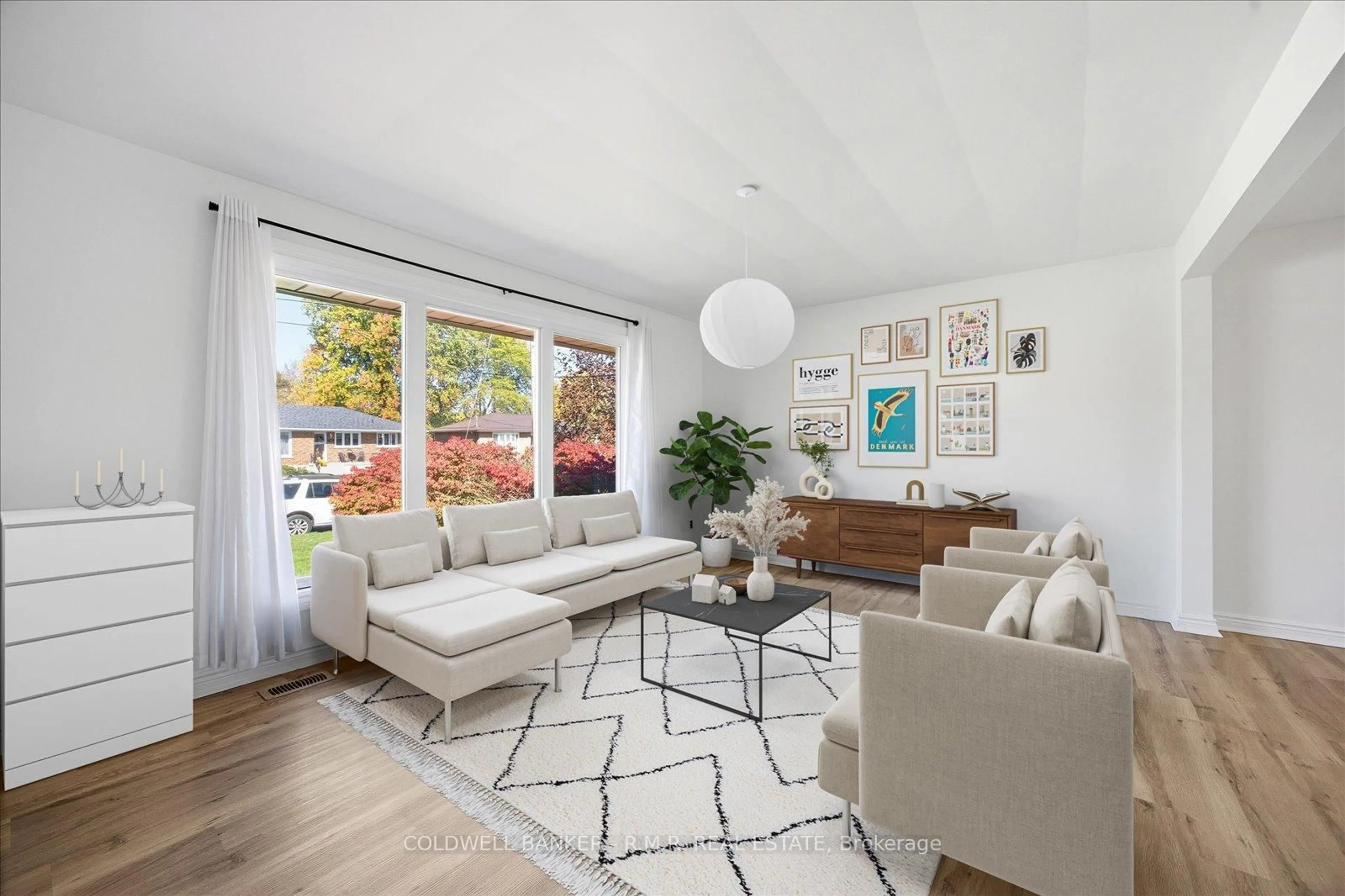 Living room with furniture, unknown for 239 Nickerson Dr, Cobourg Ontario K9A 1A4
