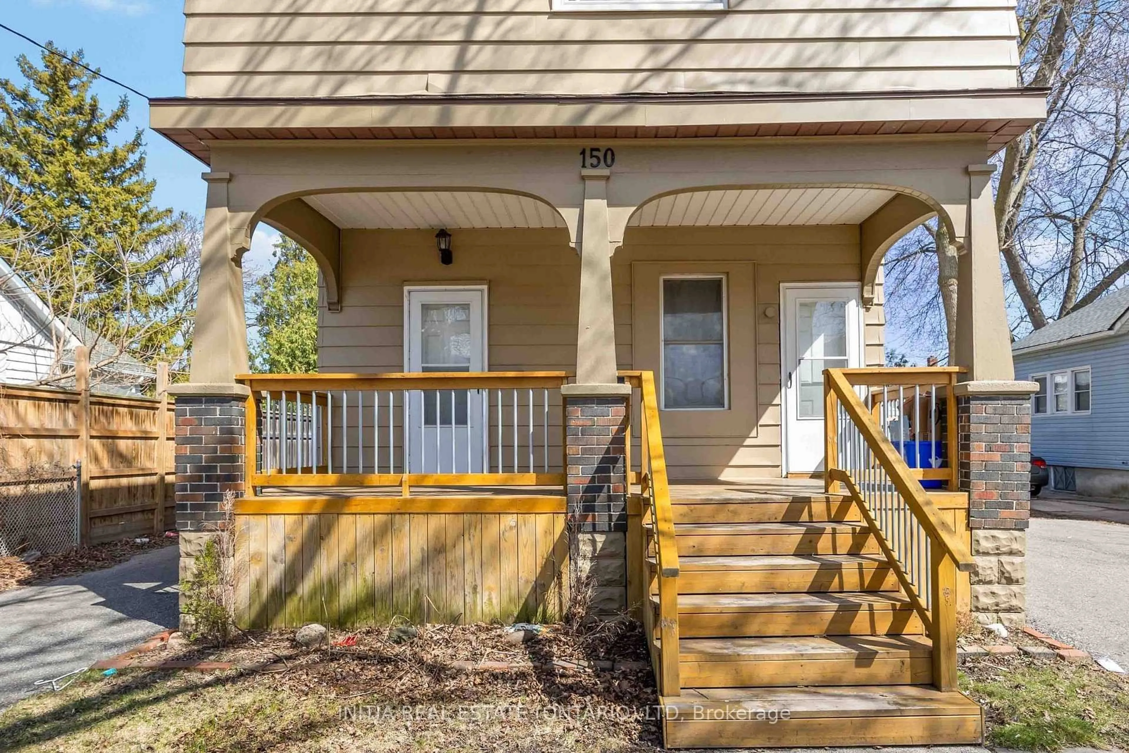 Unknown for 150 College Ave, Sarnia Ontario N7T 6B3