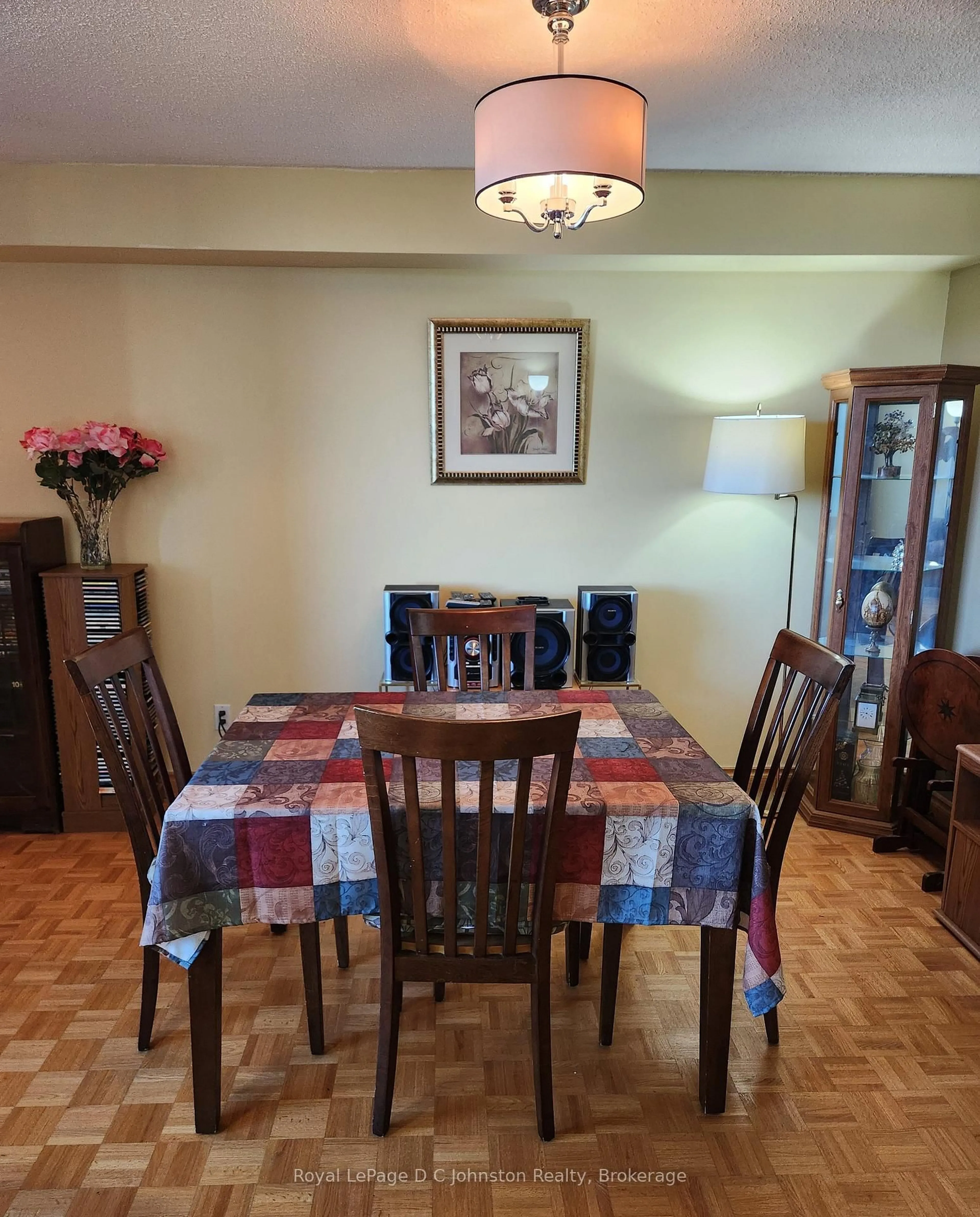Dining room, unknown for 225 Harvard Pl #806, Waterloo Ontario N2J 4H4