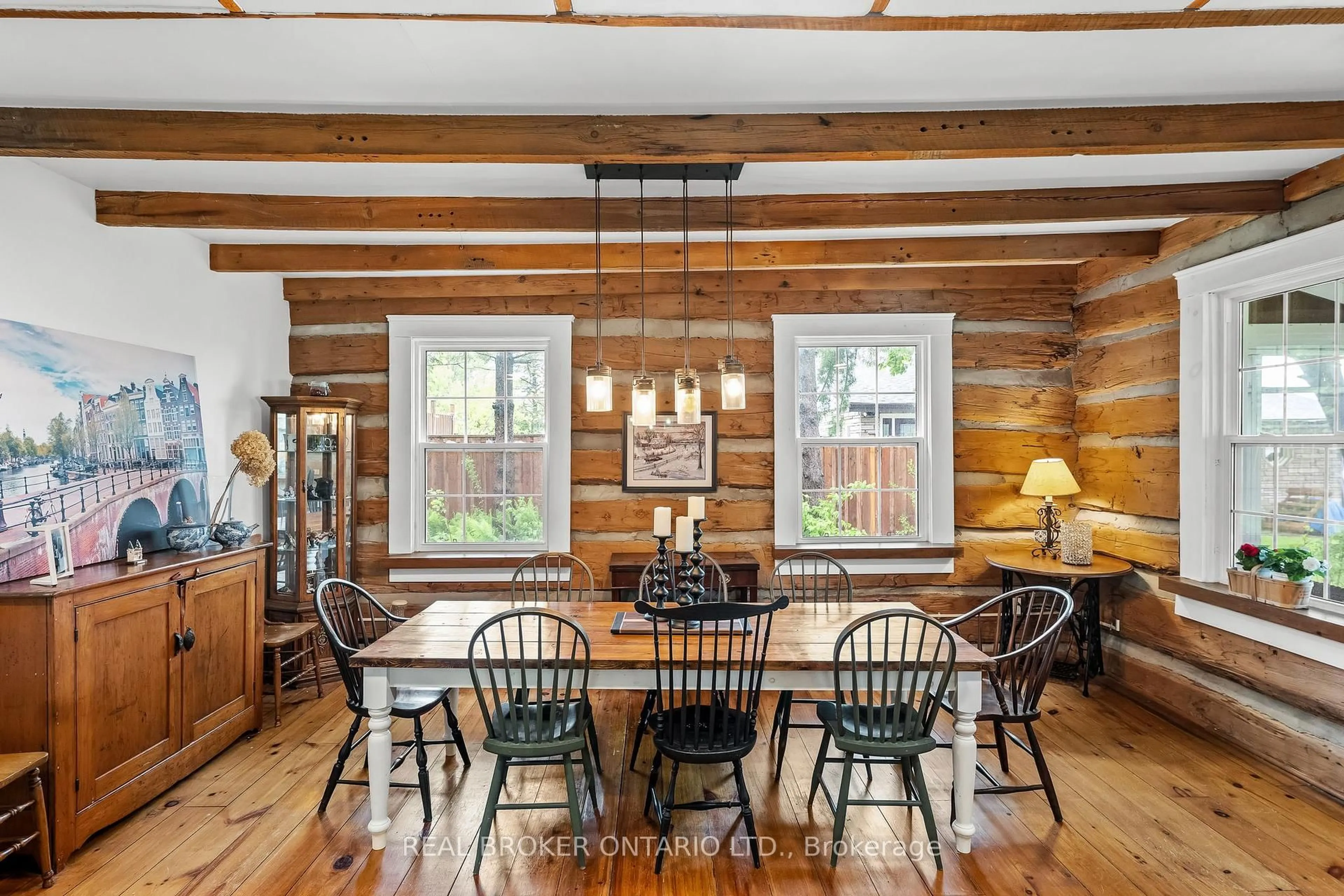 Dining room, wood/laminate floor for 70 Cowans Cres, Kawartha Lakes Ontario K0L 2W0