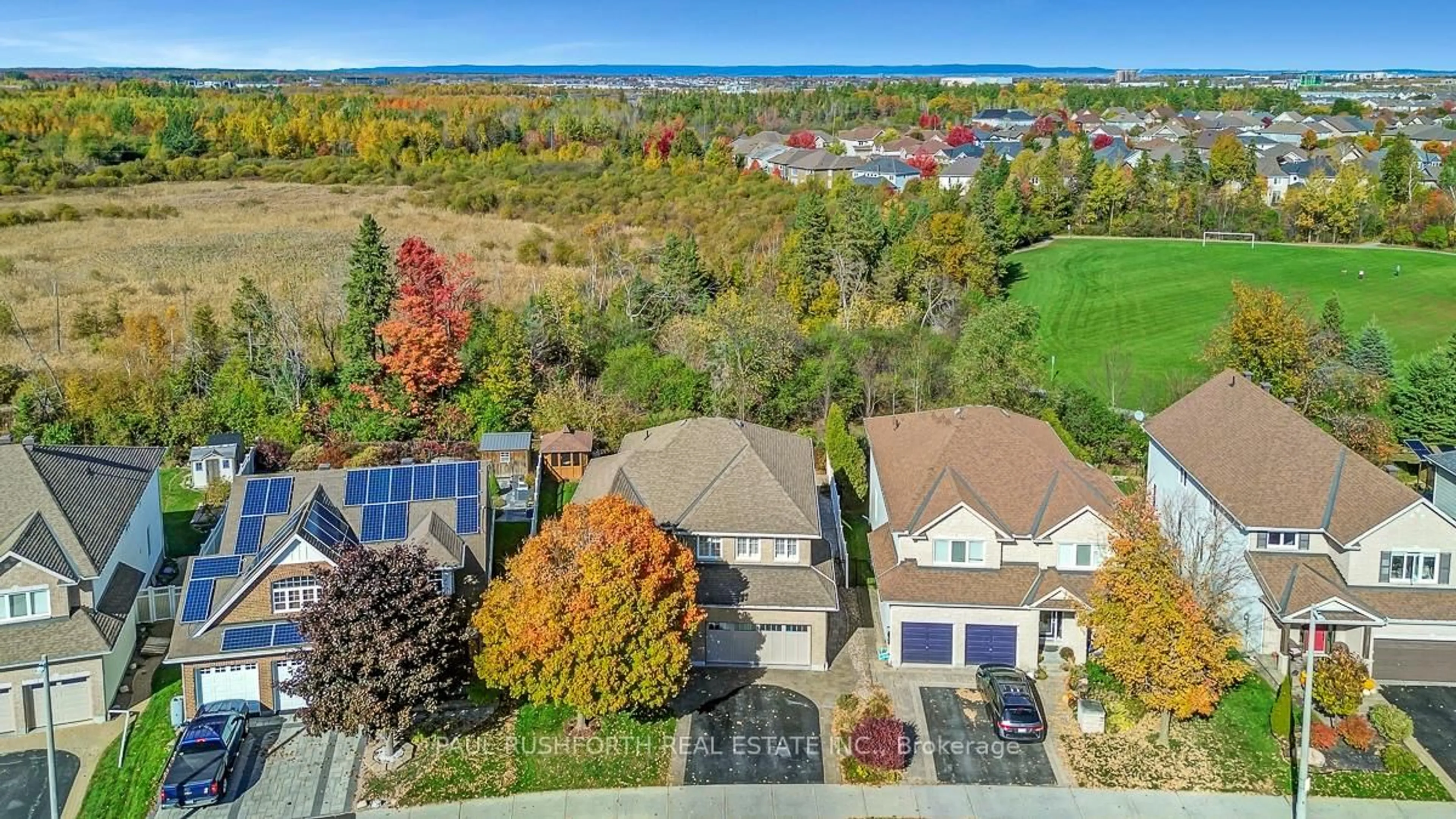 A pic from outside/outdoor area/front of a property/back of a property/a pic from drone, unknown for 114 Kimpton Dr, Stittsville Ontario K2S 0B9