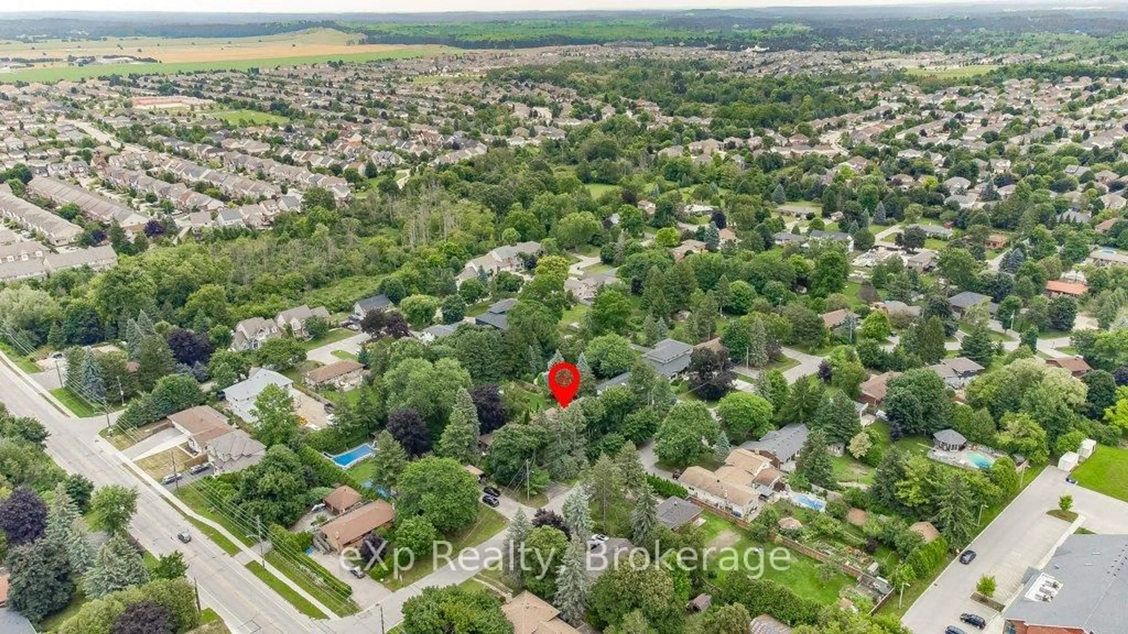 A pic from outside/outdoor area/front of a property/back of a property/a pic from drone, street for 8 Malvern Cres, Guelph Ontario N1L 1G8
