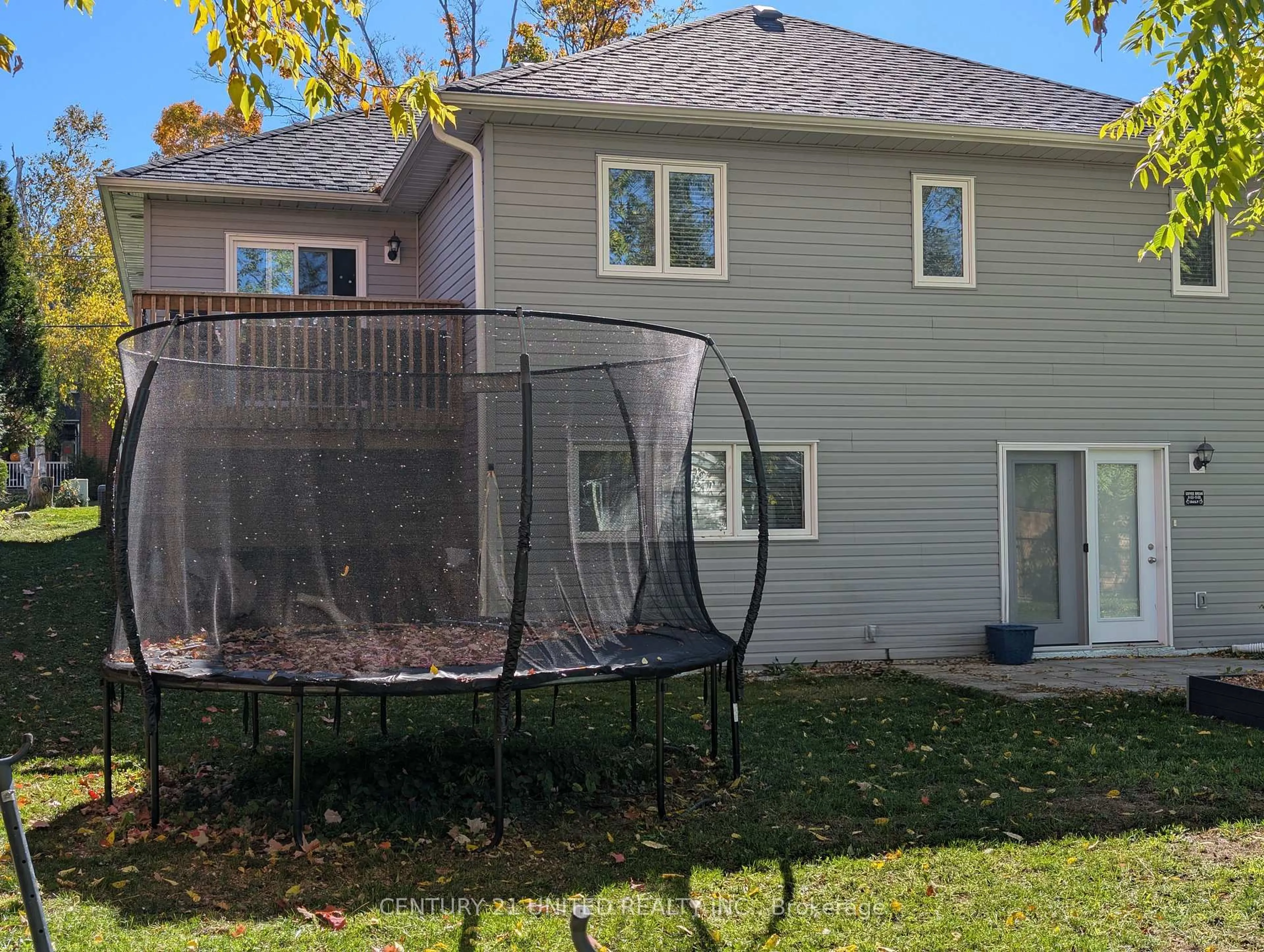 Patio, unknown for 10 William St, Selwyn Ontario K0L 2H0