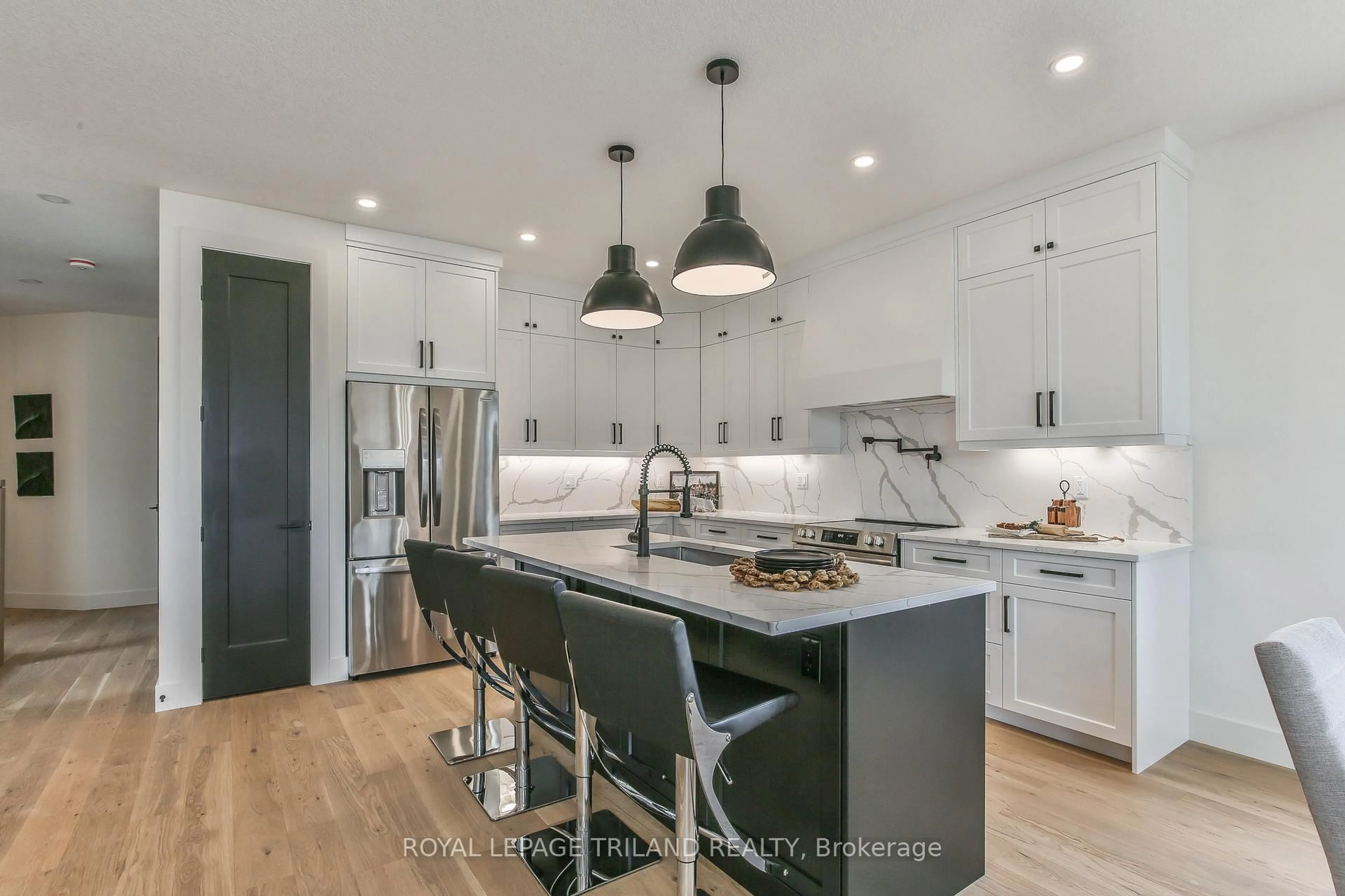 Open concept kitchen, unknown for 4049 Big Leaf Tr, London South Ontario N6P 0K2