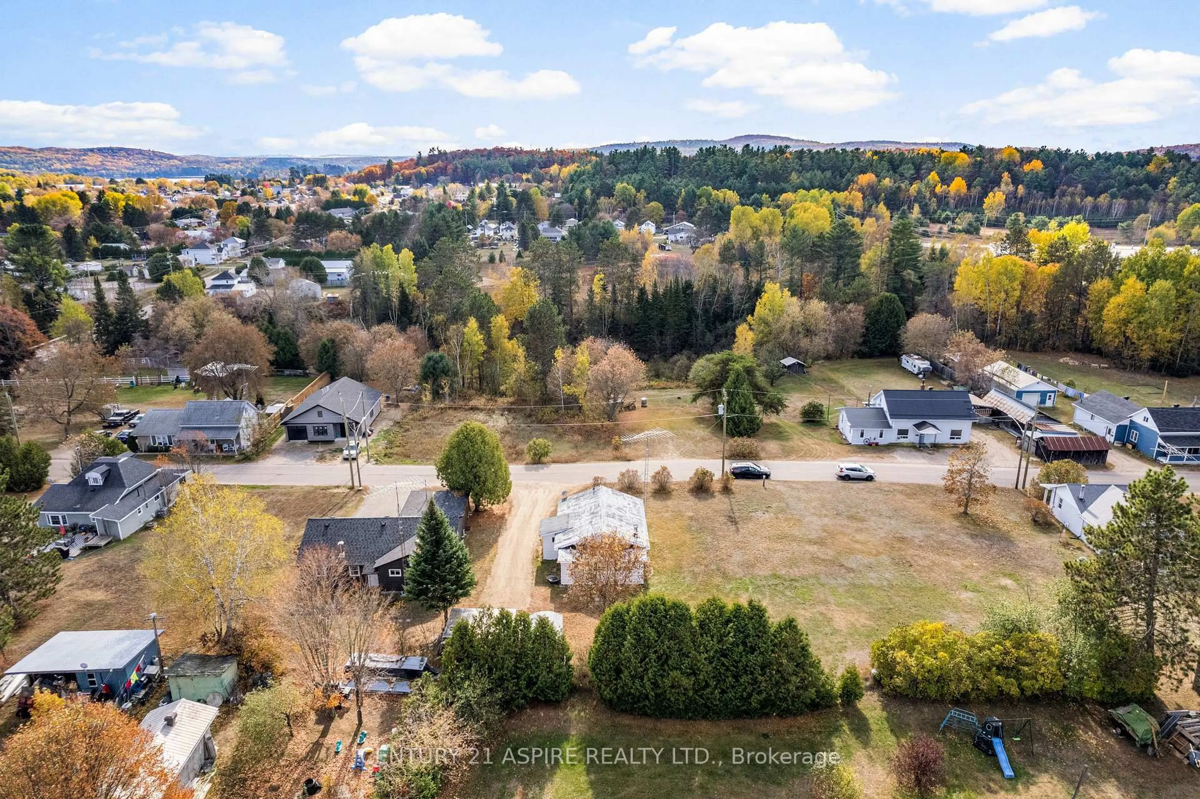 A pic from outside/outdoor area/front of a property/back of a property/a pic from drone, unknown for 22 Zilney St, Barry's Bay Ontario K0J 1B0