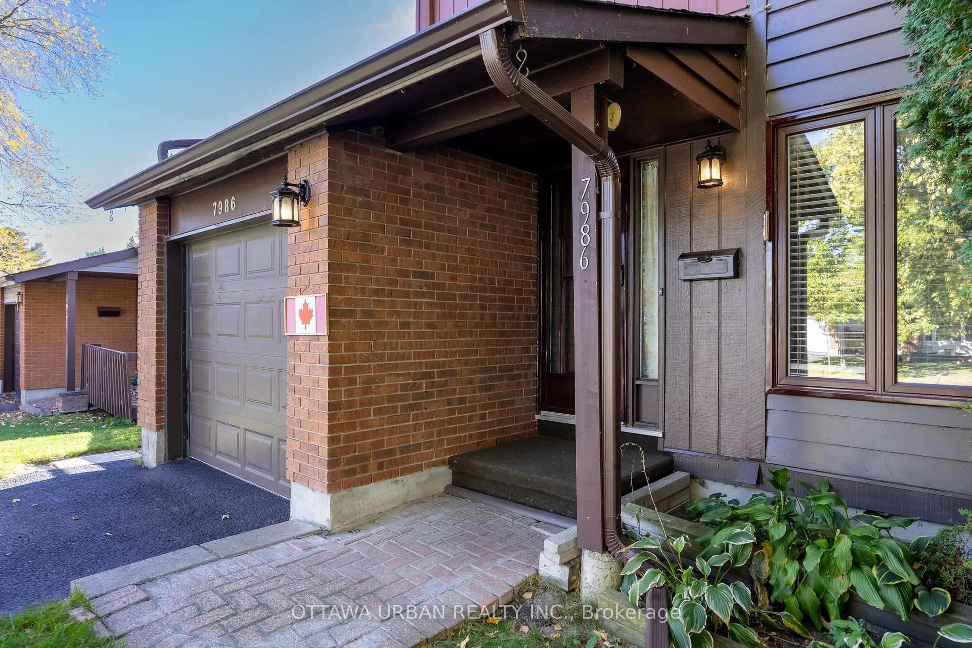 Unknown for 7986 Decarie Dr, Ottawa Ontario K1C 2C4