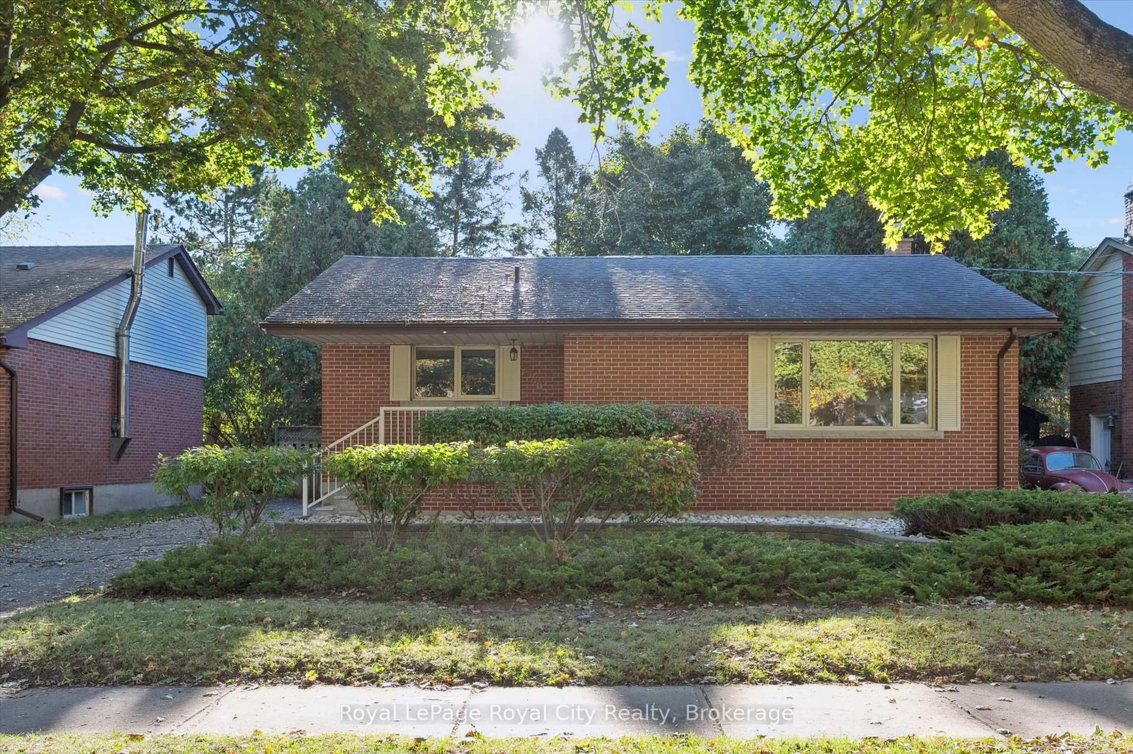 Home with brick exterior material, street for 228 Water St, Guelph Ontario N1G 1B2