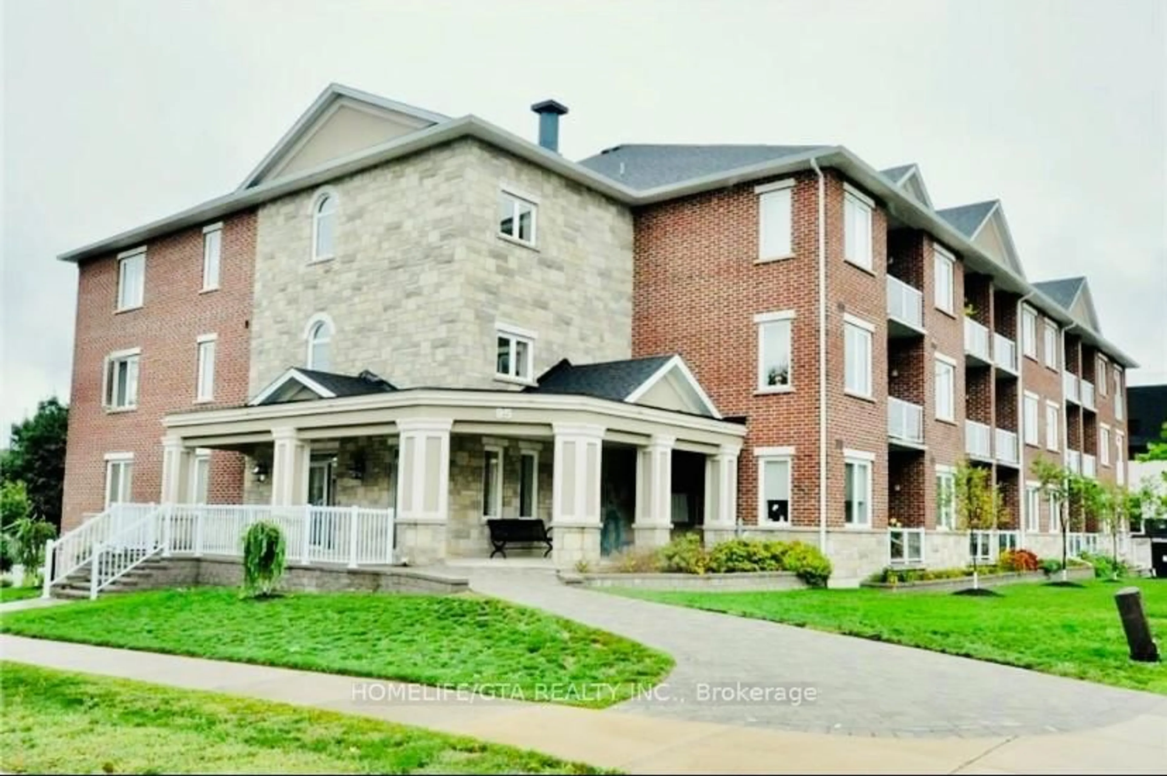 Home with brick exterior material, building for 95 Wilson St #102, Hamilton Ontario L8L 5C4